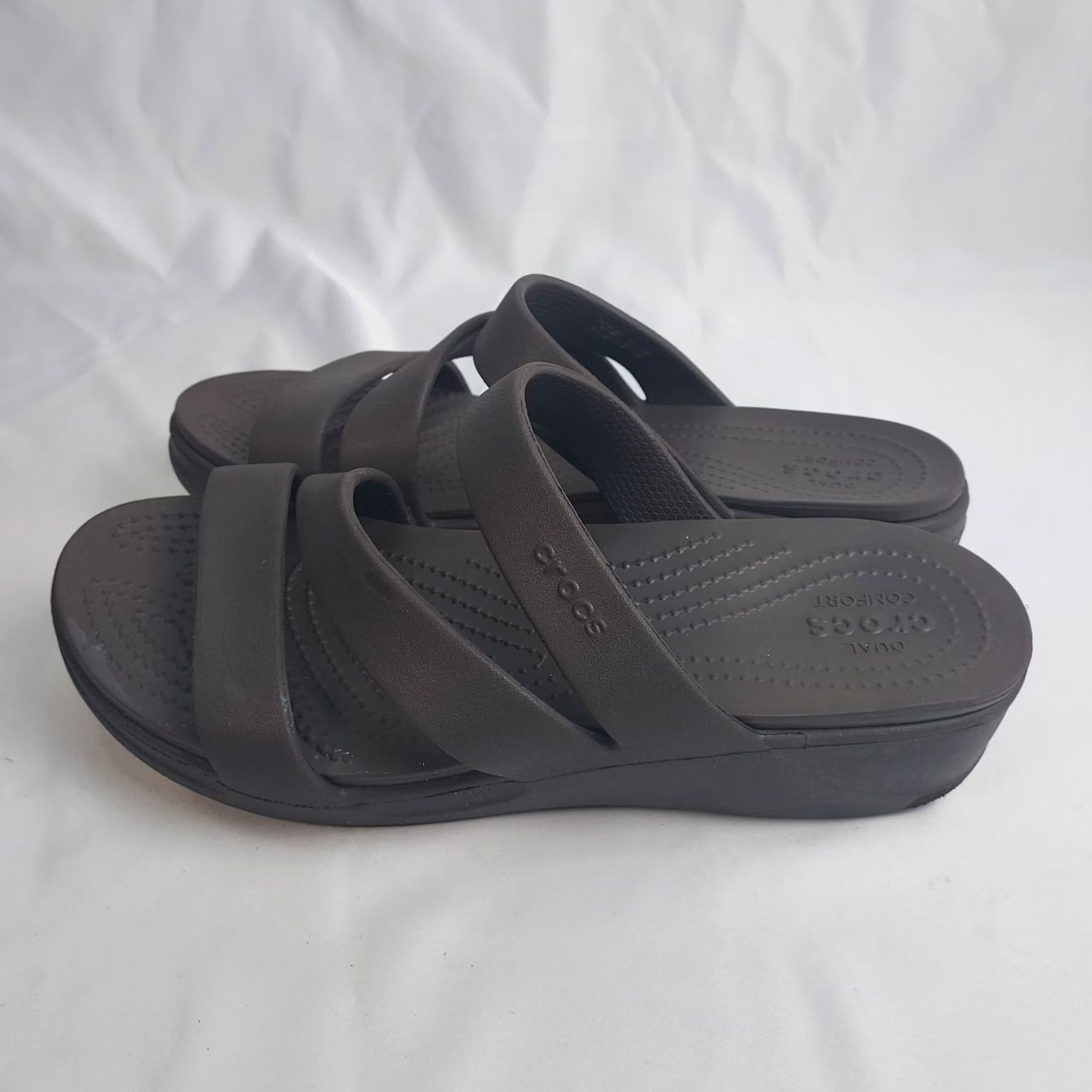 Crocs Crocs Brooklyn Wedge Sandals Black Size 10 Womens Strappy Slip On Comfort Size US 10 / IT 40 - 4 Thumbnail