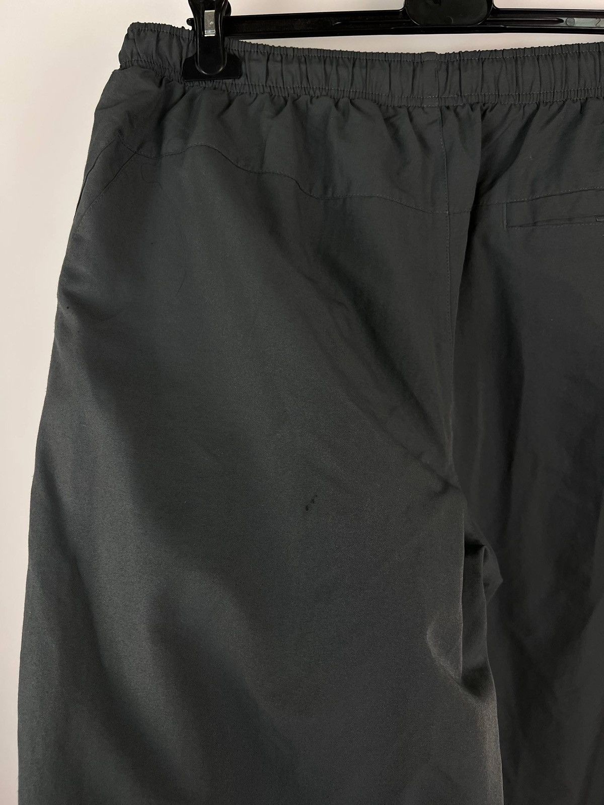 Nike Nike vintage streetwear pants size XL 36 Size US 36 / EU 52 - 6 Thumbnail