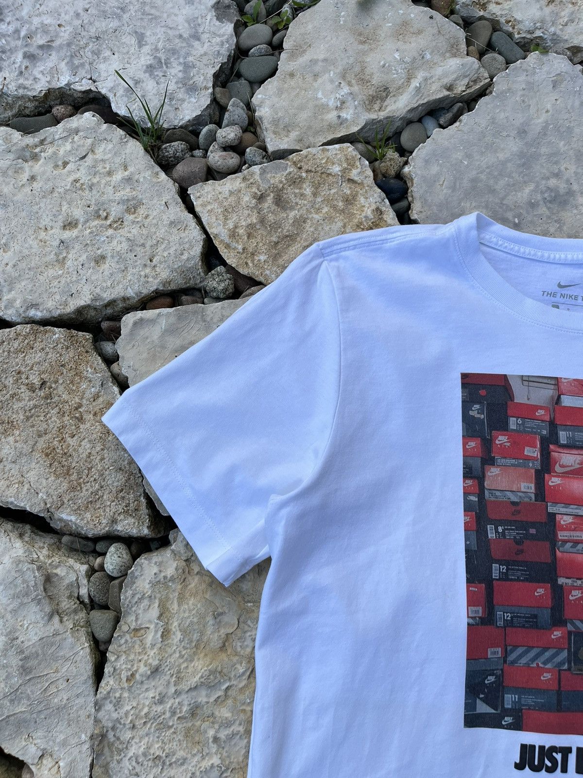 Nike × Vintage Nike shoe boxes box sneaker head rare just do it tee t-shirt Size US L / EU 52-54 / 3 - 4 Thumbnail