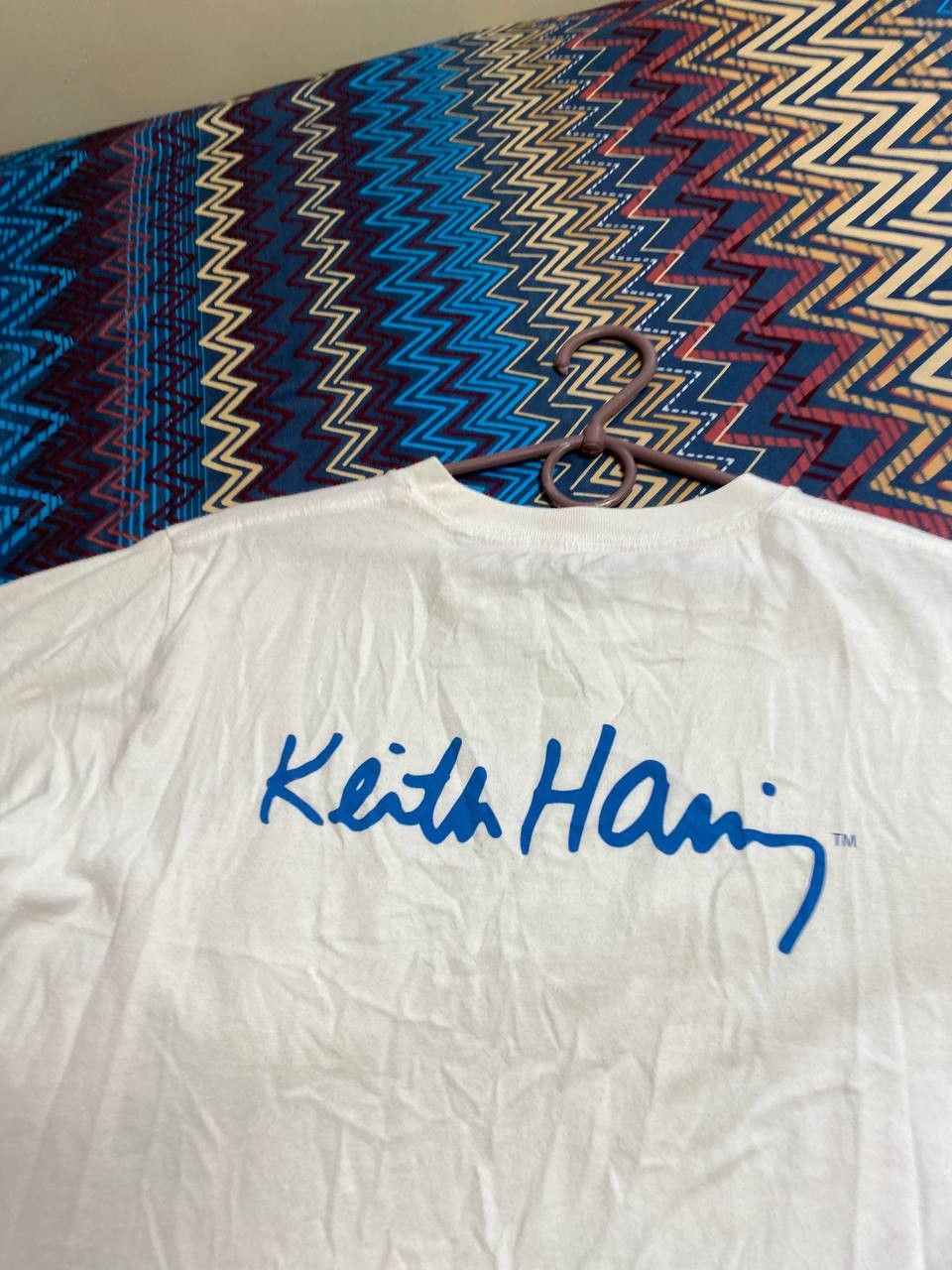 Uniqlo Streetwear T-Shirt Uniqlo x Keith Haring logo Y2K Vintage Size US L / EU 52-54 / 3 - 5 Thumbnail