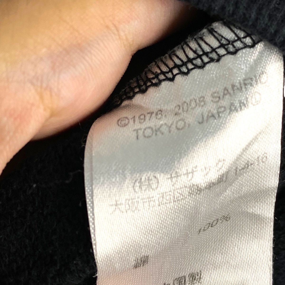 Japanese Brand × Vintage Vintage Hello Kitty Printed Crewneck Sweatshirt Black Pink Size L / US 10 / IT 46 - 6 Thumbnail