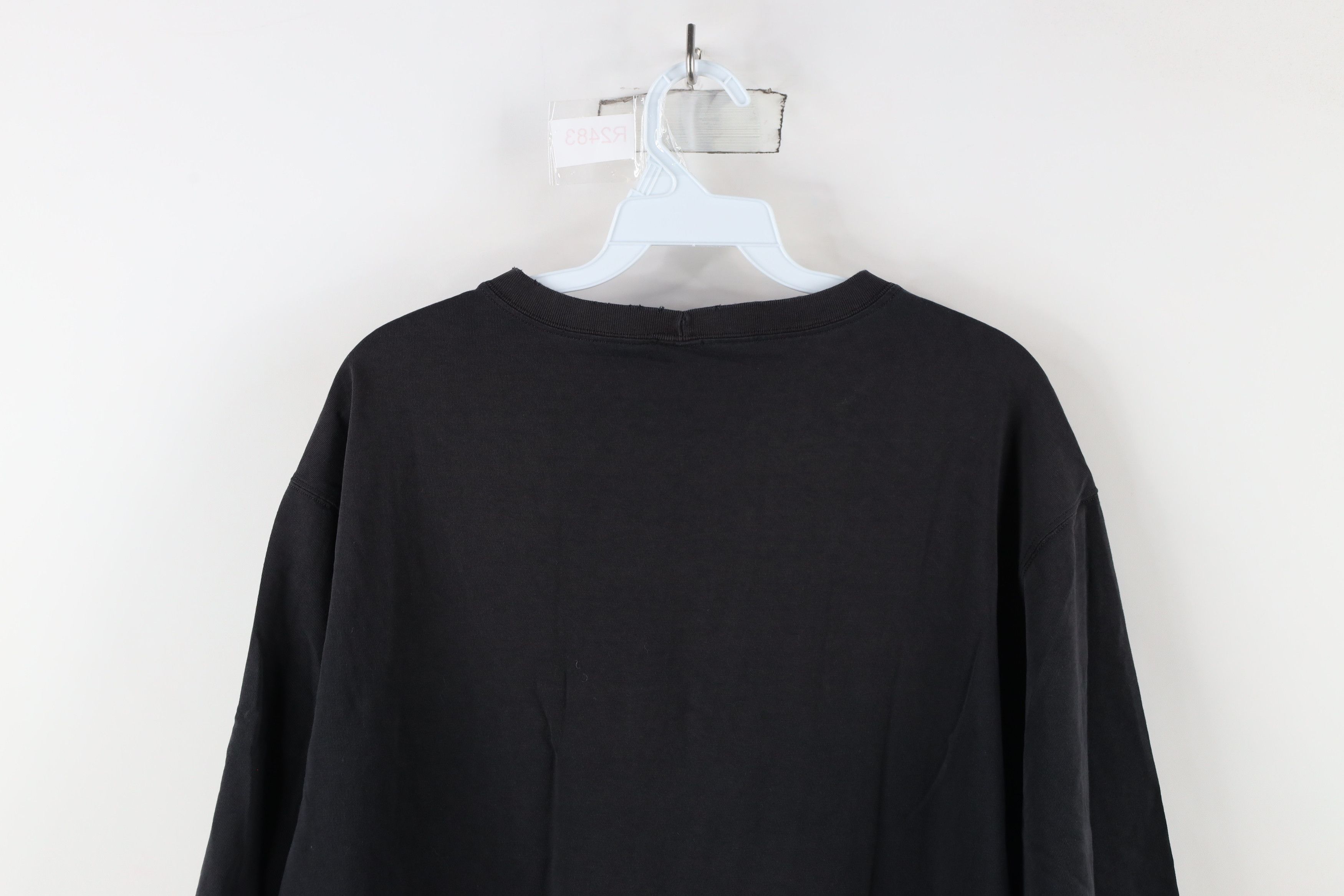 Vintage Vintage 90s Streetwear Short Sleeve Cotton T-Shirt Black Size US XL / EU 56 / 4 - 14 Thumbnail
