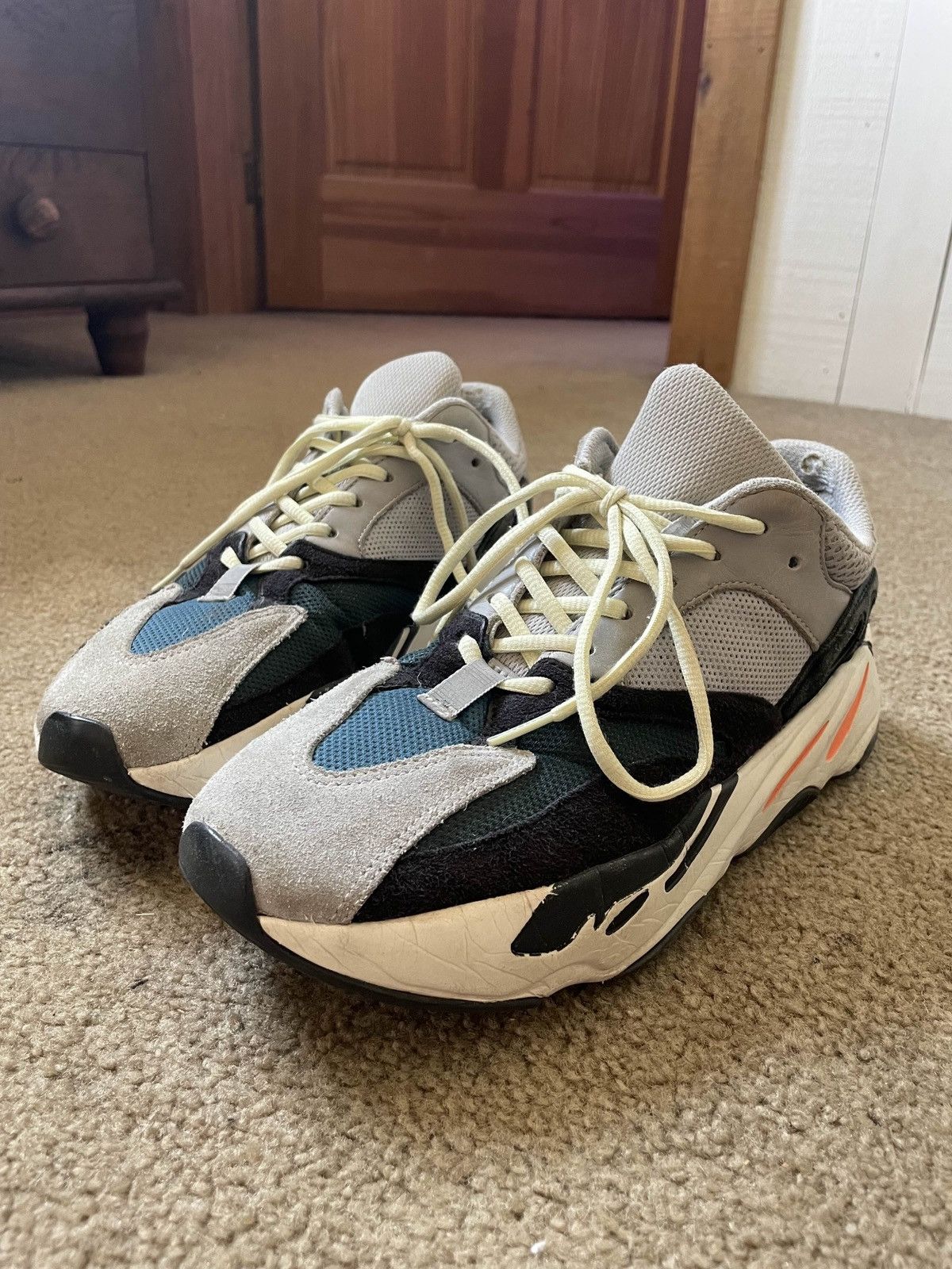Adidas Yeezy 350 ‘Wave Runner’ Size US 11 / EU 44 - 2 Thumbnail