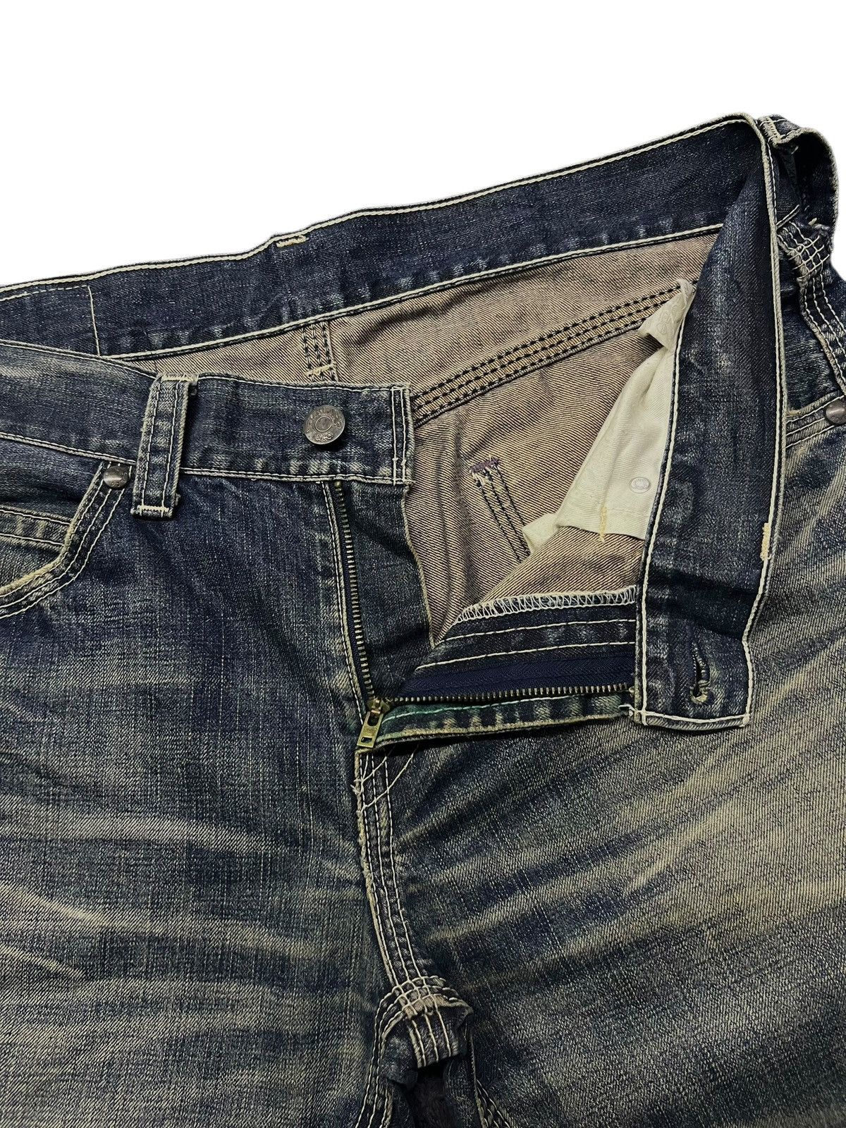 Levi's Vintage 00s Levi’s 501 Japan - Faded Whisker Wash. W38 Size US 38 / EU 54 - 9 Thumbnail