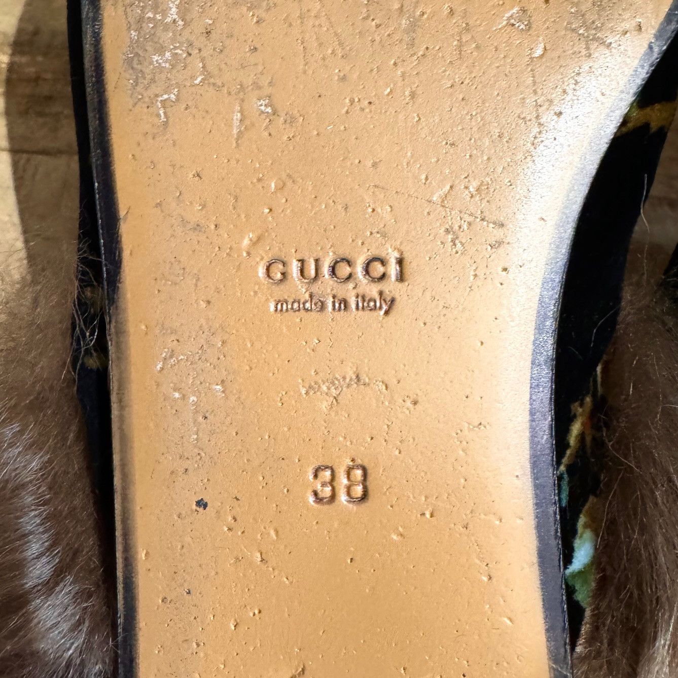 Gucci Gucci Black Velvet Floral Print Princetown Fur Lined Mules Size US 8 / IT 38 - 8 Thumbnail