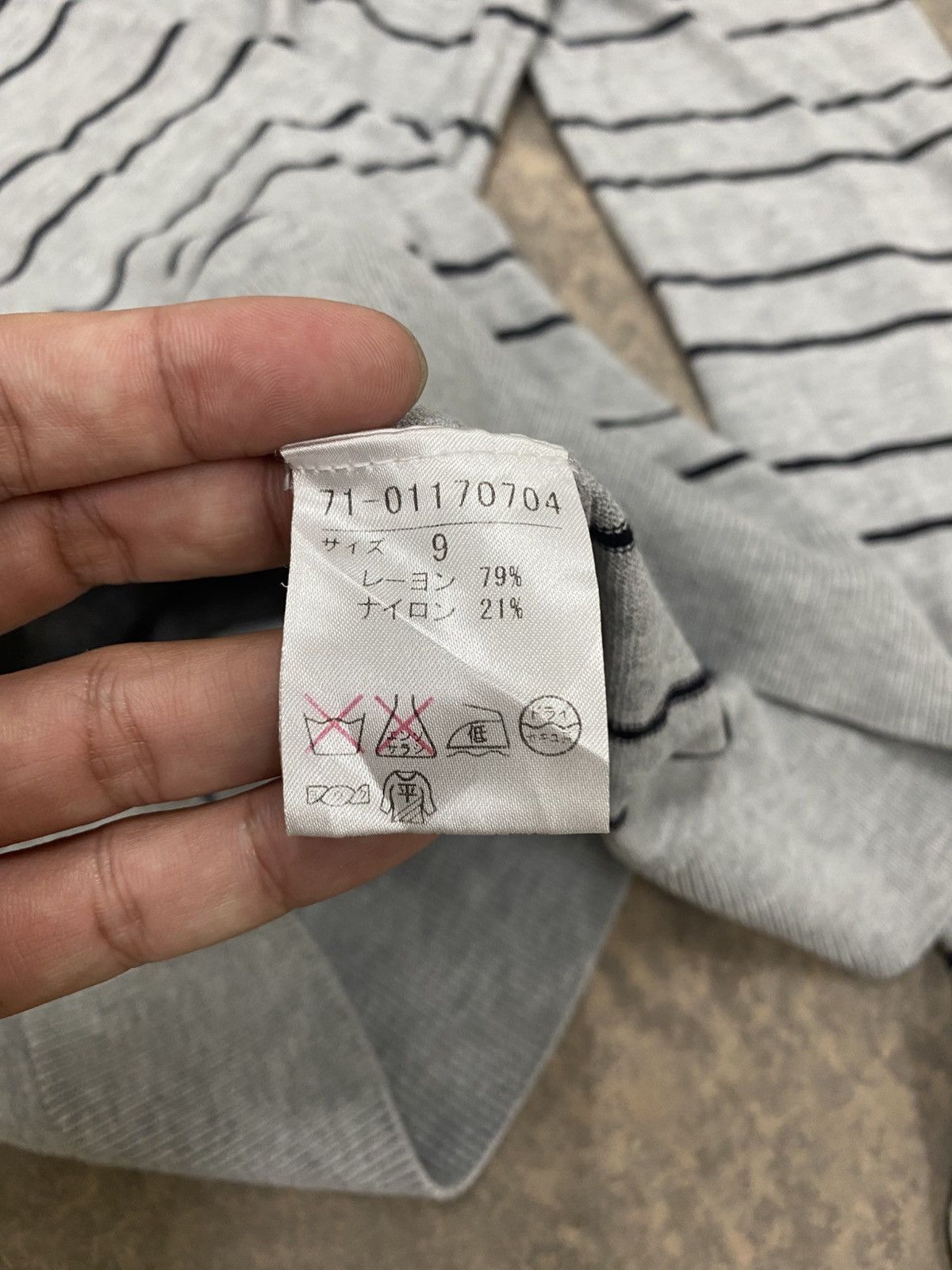 Yohji Yamamoto VINTAGE INED by YOHJI YAMAMOTO STRIPED KNITWEAR JAPAN Size US S / EU 44-46 / 1 - 7 Thumbnail