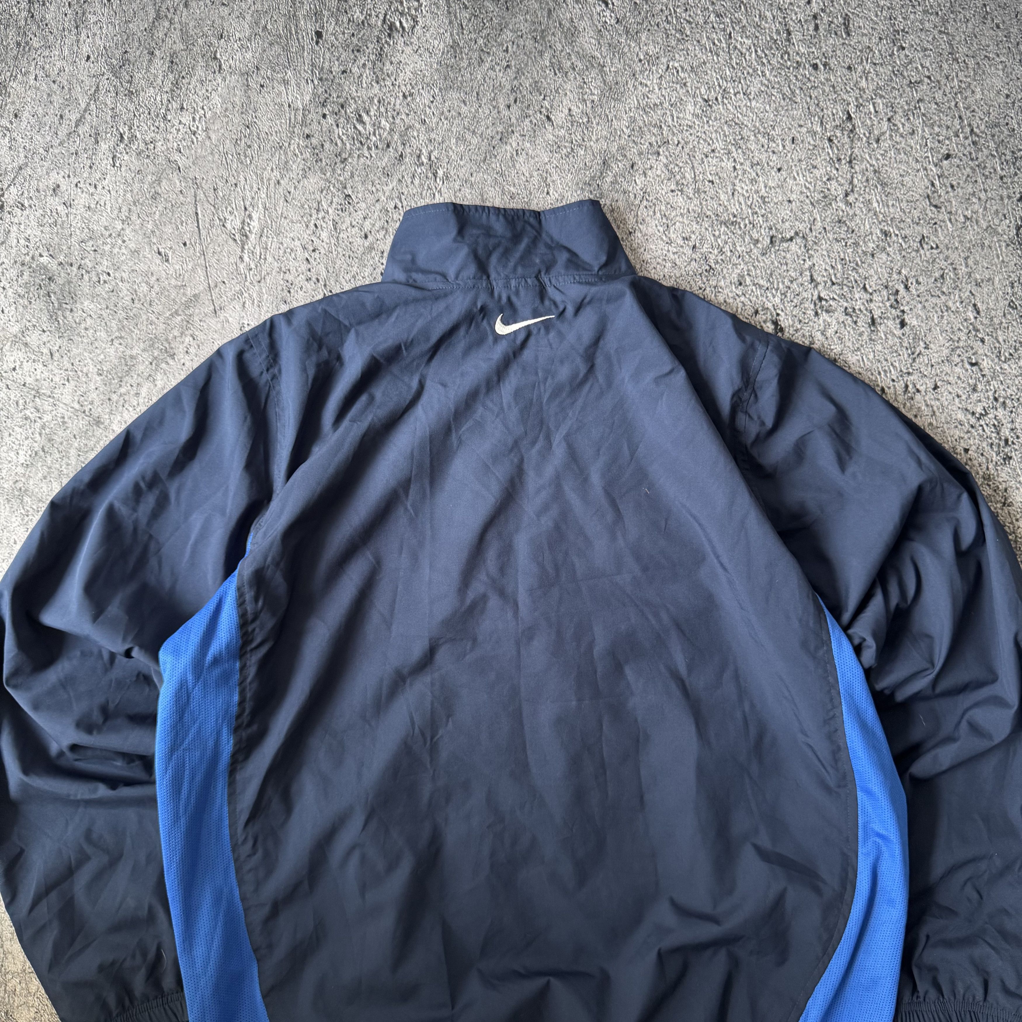 Nike Nike Vintage Nylon Track Boxy Oversize Jacket Windbreaker Size US XL / EU 56 / 4 - 8 Thumbnail