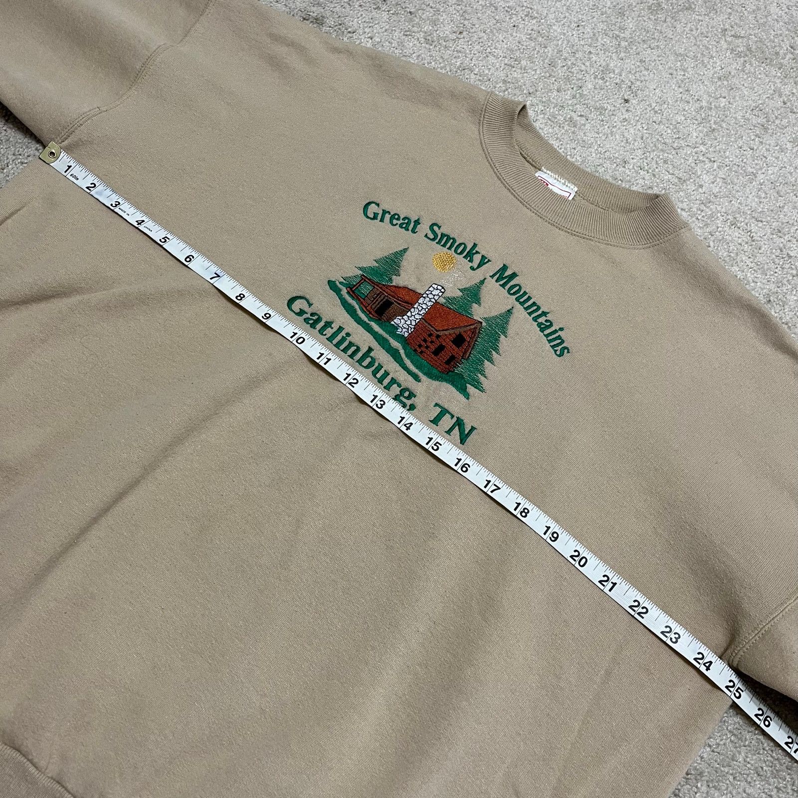 Hanes Vintage Great Smoky Mountains Gatlinburg Beige Crewneck XL Size US XL / EU 56 / 4 - 5 Thumbnail