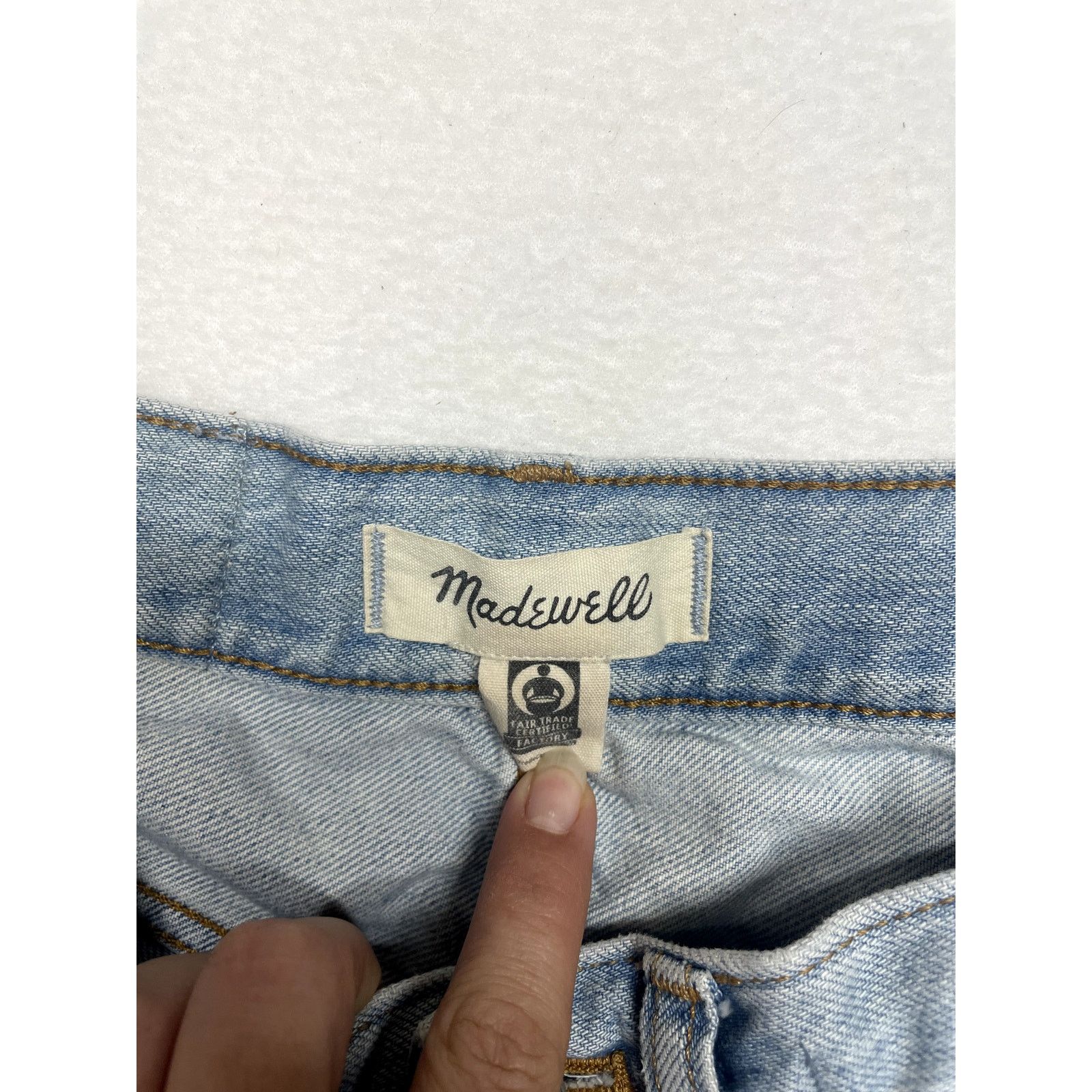 Madewell Madewell Women’s Size 24 High-Rise Denim Jean Shorts Size 42" / US 20 - 3 Thumbnail