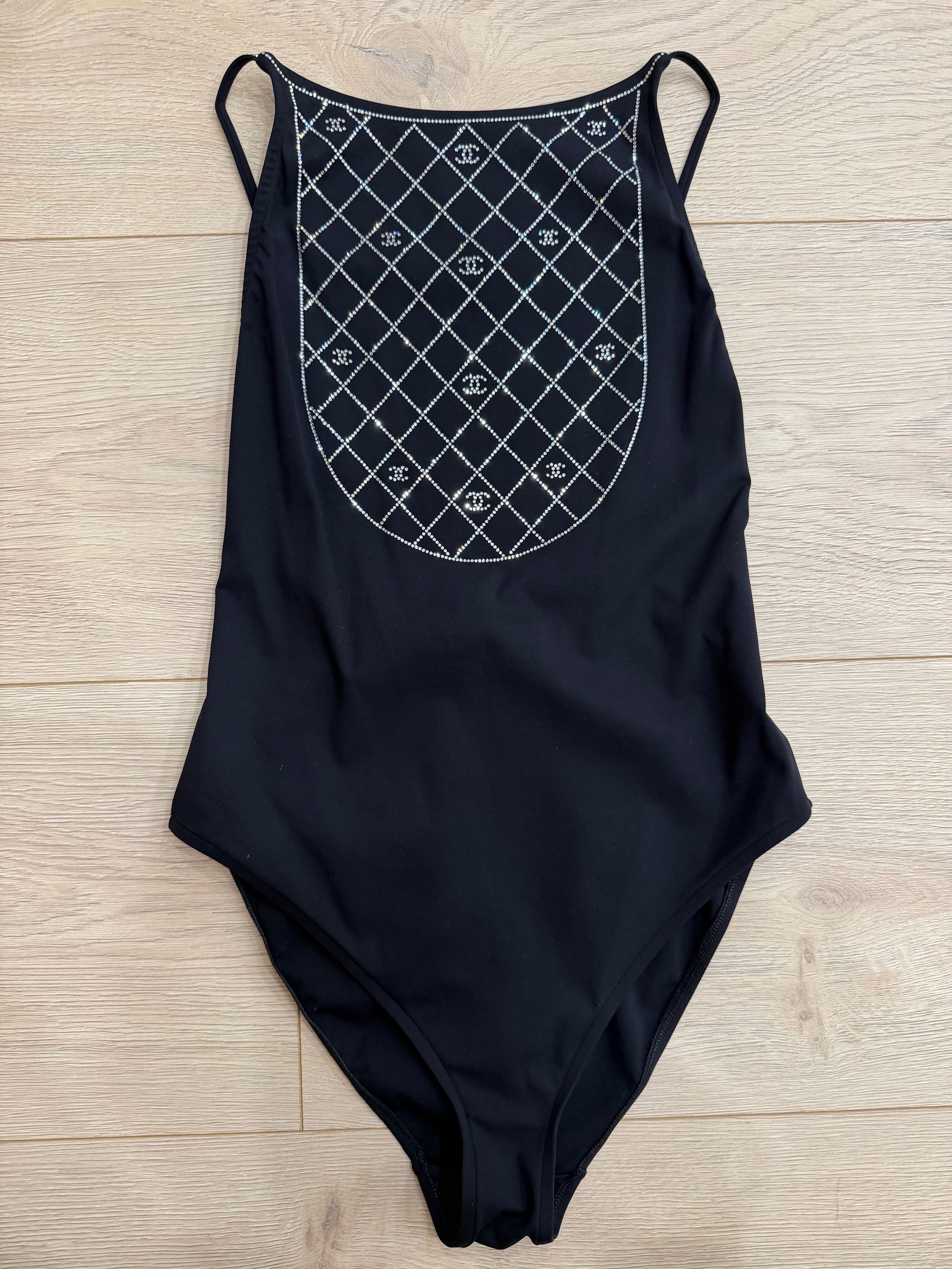Chanel 23C Silver Crystal CC Logo One Piece Swimsuit Bathingsuit 38 Size XS / US 0-2 / IT 36-38 - 3 Thumbnail