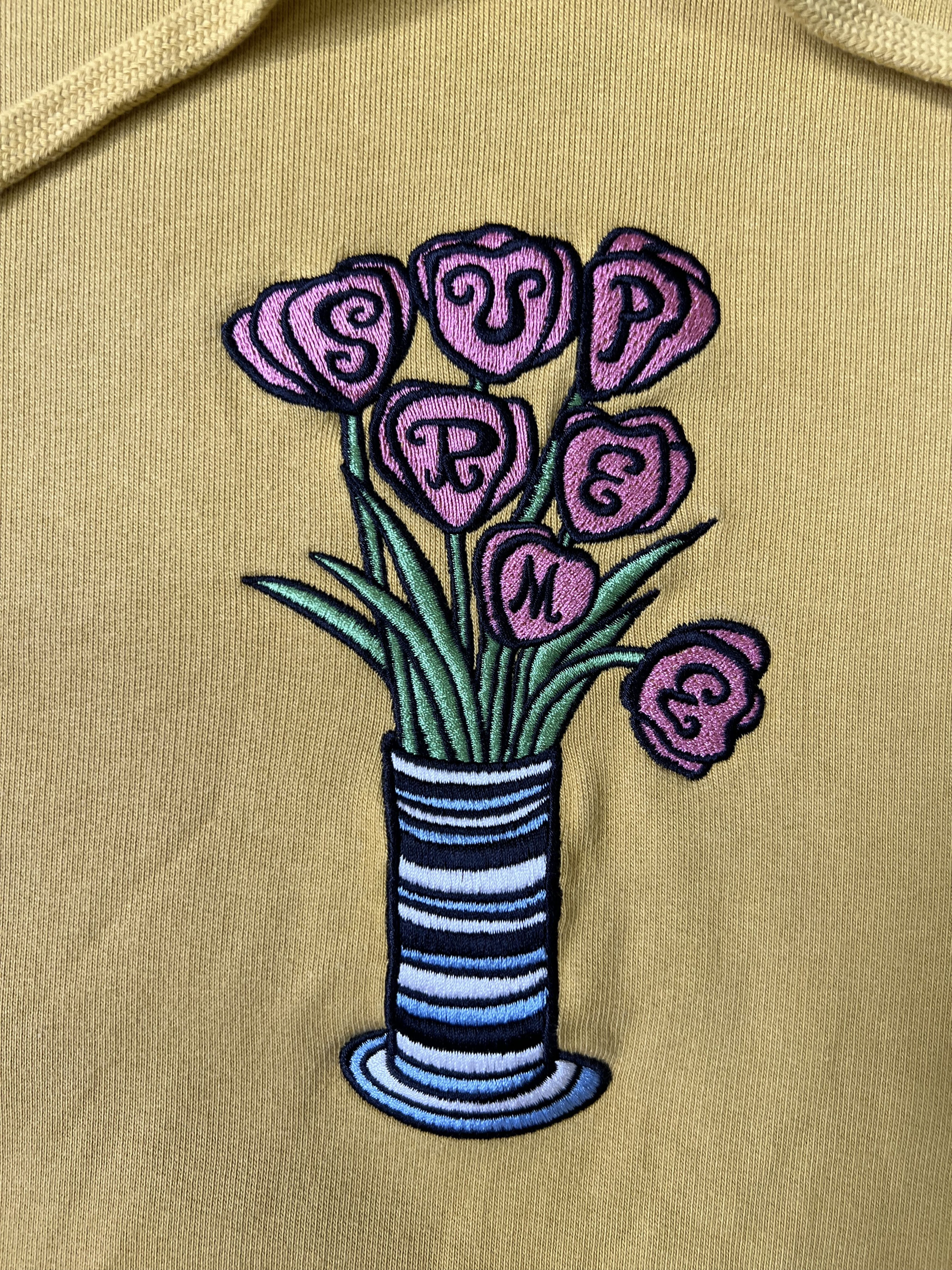 Supreme 💚 FW18 Supreme Flowers Mustard Embroidered Hoodie NEW Size US L / EU 52-54 / 3 - 3 Thumbnail