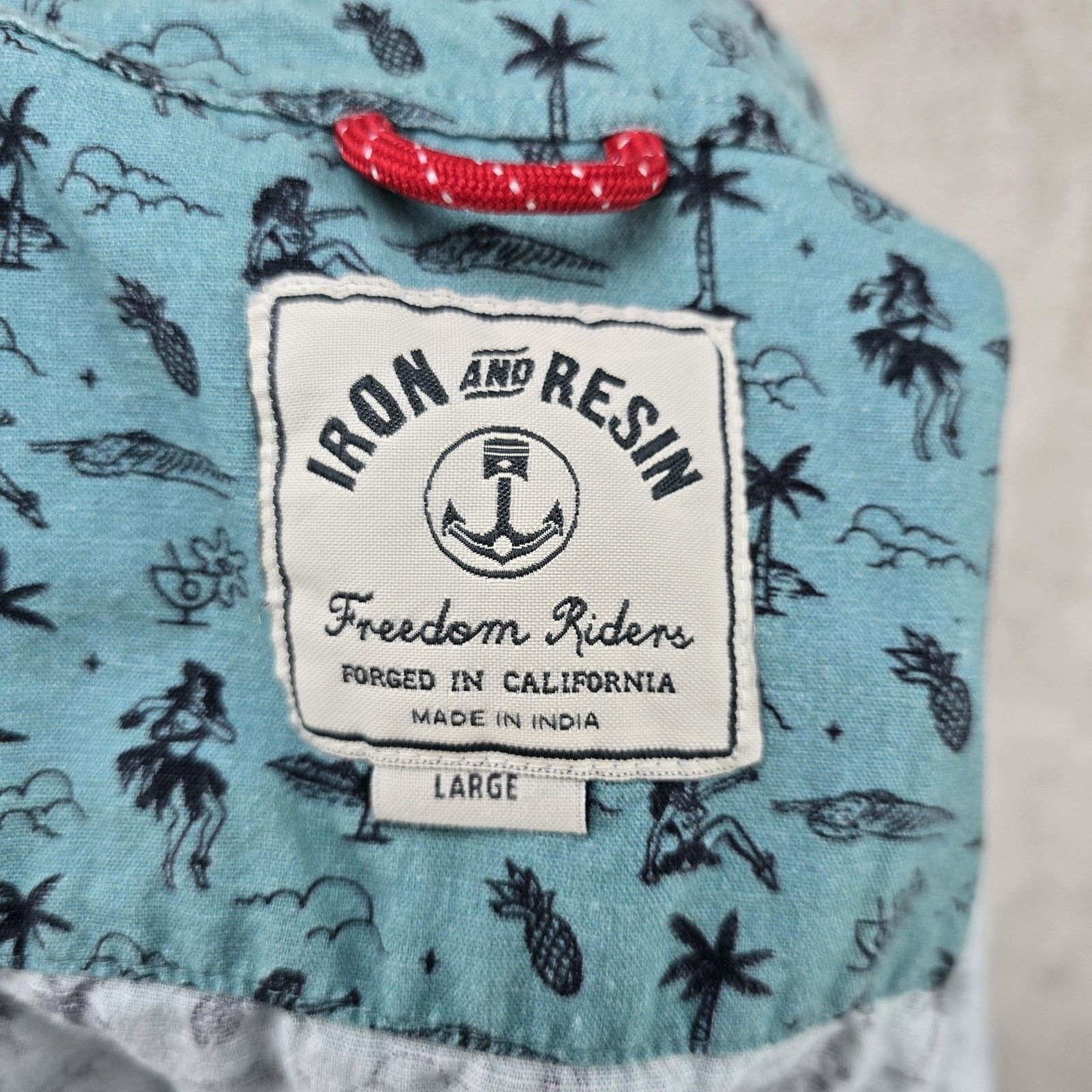 Other Iron And Resin Shirt Large Hula Dreams Aop Freedom Riders Size US L / EU 52-54 / 3 - 4 Thumbnail