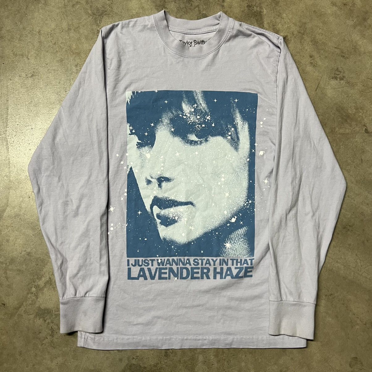 Hypebeast × Vintage 2022 Taylor Swift “Lavender Haze” L/S Tour T-Shirt Size US S / EU 44-46 / 1 - 2 Thumbnail