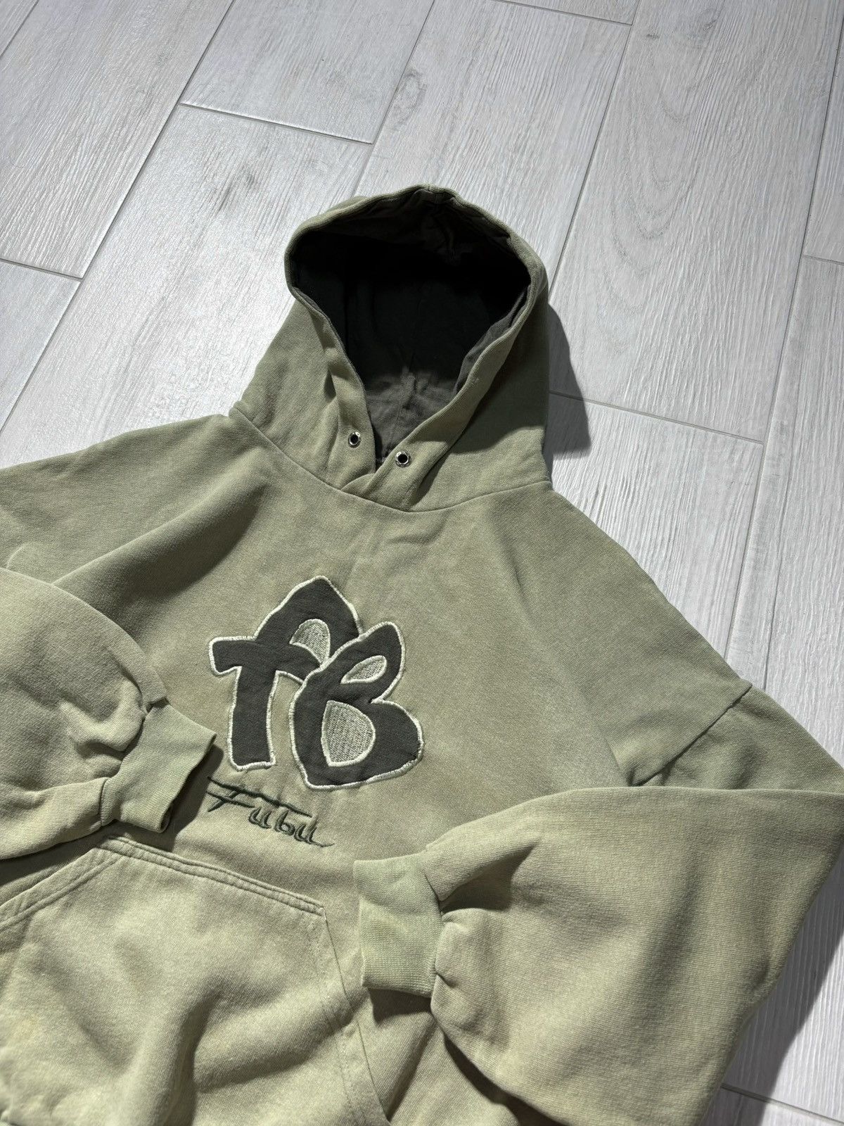 Fubu Vintage Y2K Fubu Hoodie Baggy Hip Hop Tupac Karl Kani Retro Size S / US 4 / IT 40 - 1 Thumbnail