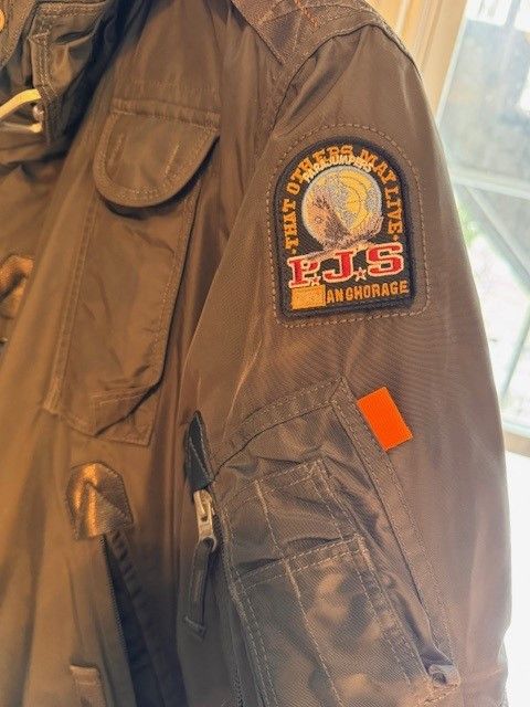 Parajumpers GOBI-HOODED BOMBER Size US XL / EU 56 / 4 - 4 Thumbnail