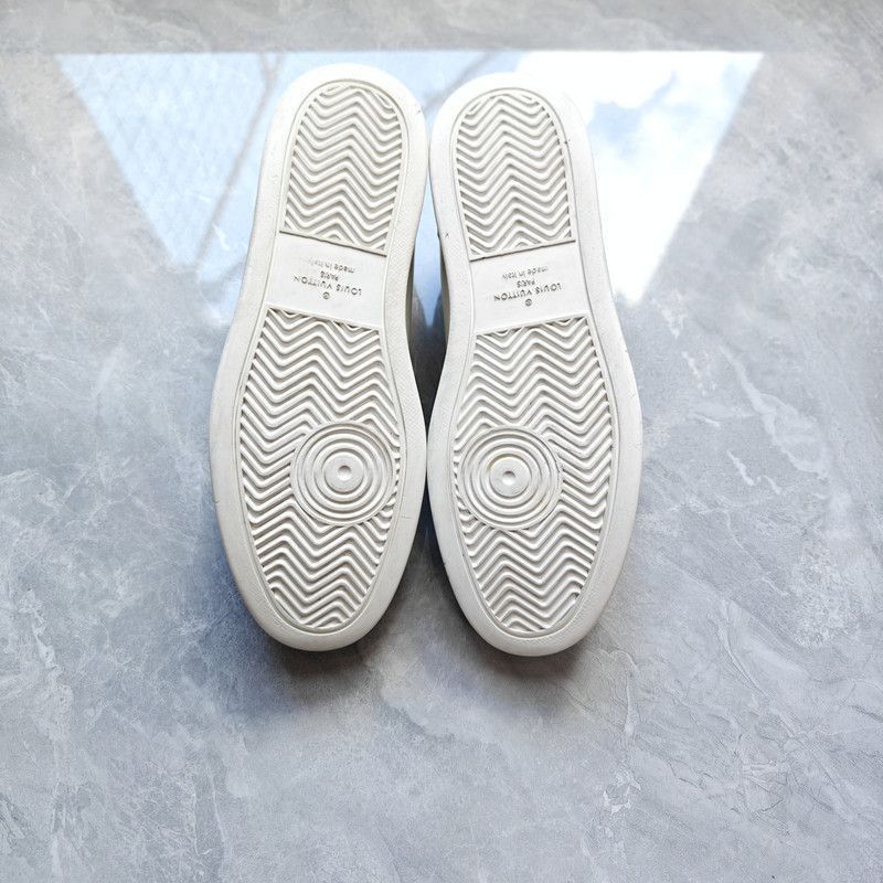 Louis Vuitton Louis Vuitton Rivoli Leather Sneakers for Men - Size US 8 / EU 41 - 2 Thumbnail
