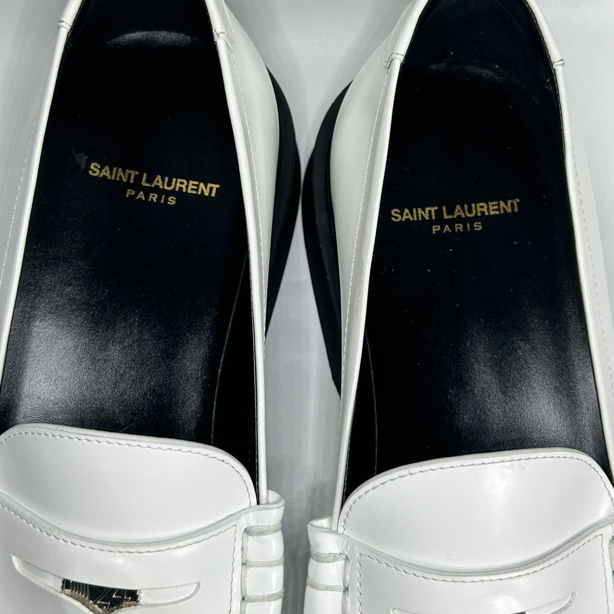 靴 SAINT LAURENT teddy penny loafer 40 Saint Laurent Teddy Penny Loafers - Black | Editorialist