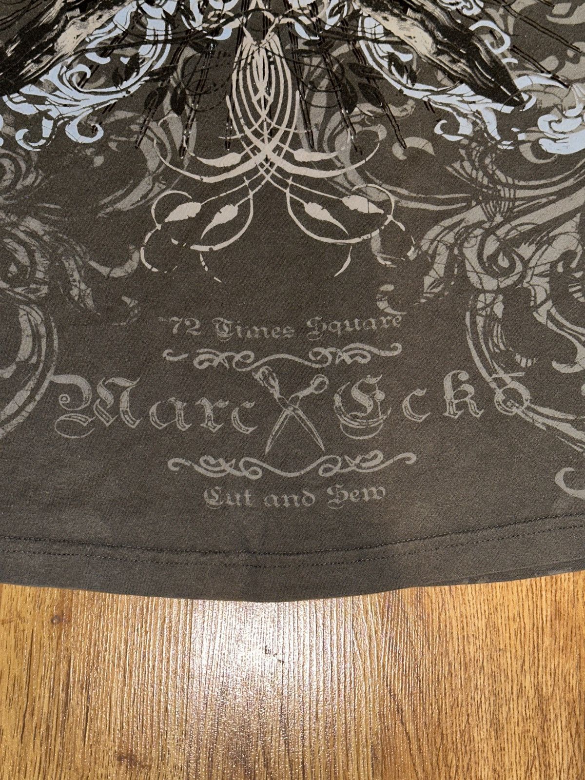 Marc Ecko Y2K Vtg Marc ECKO Fleur De Lis Studded Swords Cross Tee Size US S / EU 44-46 / 1 - 5 Thumbnail