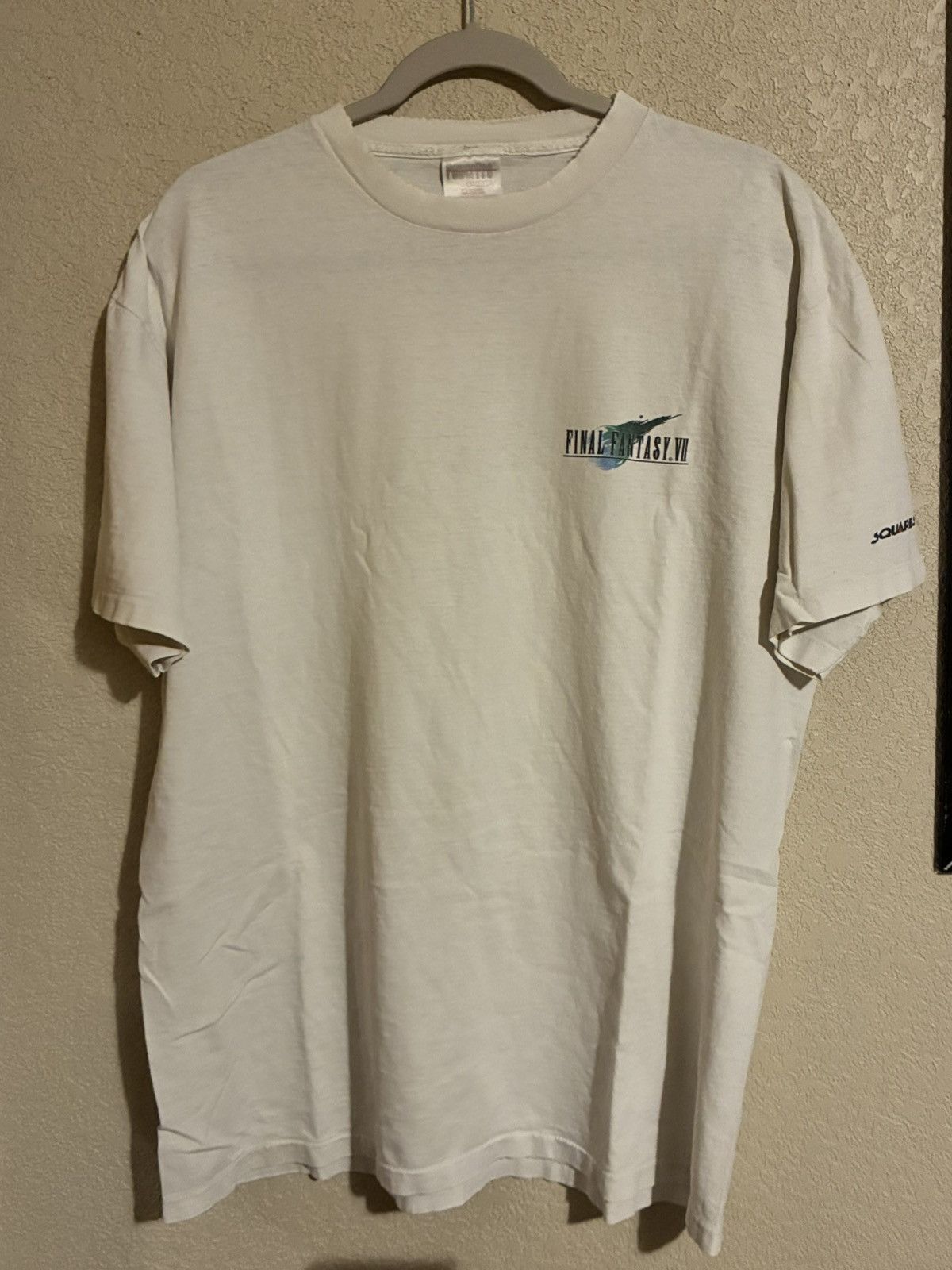 Vintage Vintage Final Fantasy Promo T-shirt Size US XL / EU 56 / 4 - 1 Thumbnail