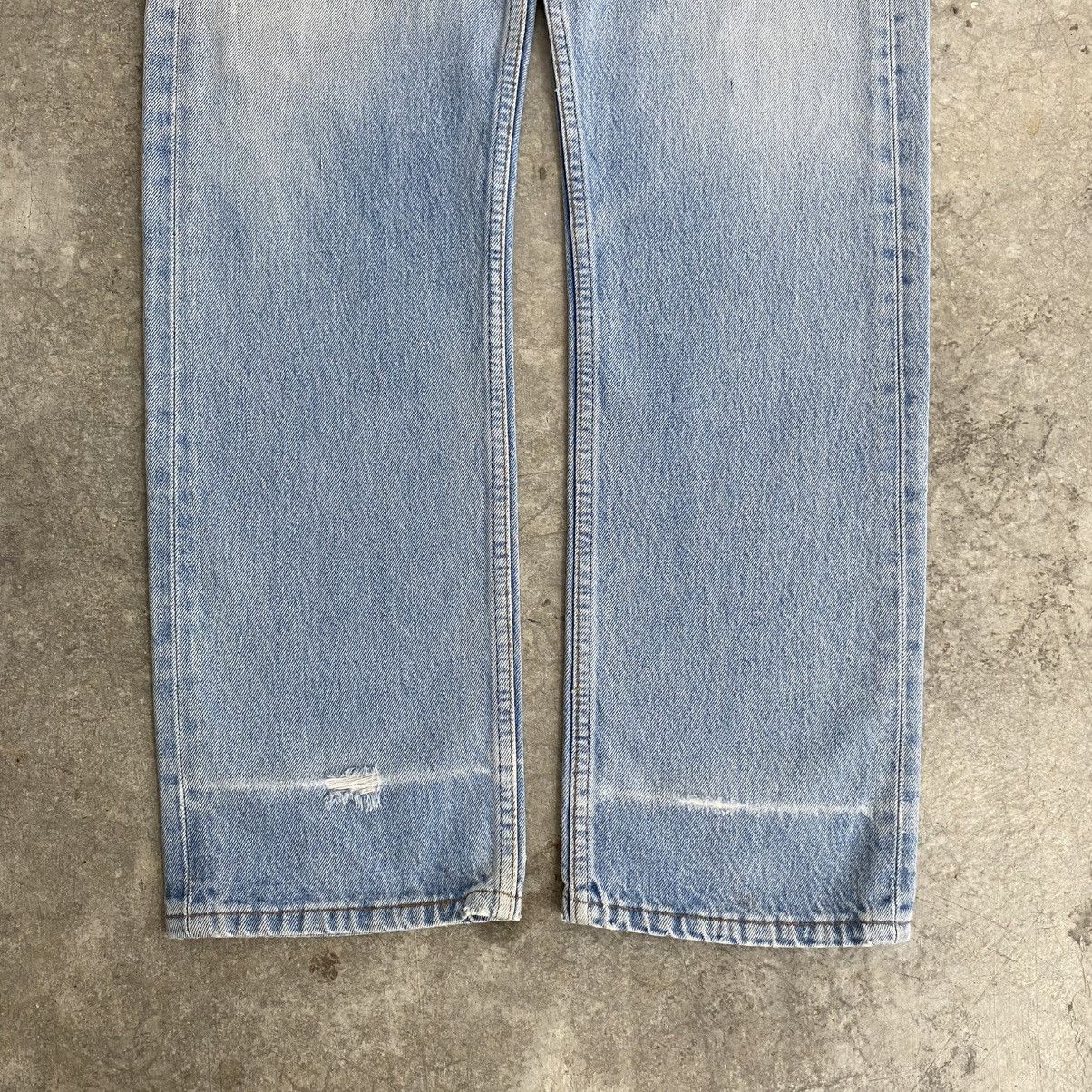 Levi's Vintage 90’s Levis 501 Faded Light Blue Distressed Jeans Size US 32 / EU 48 - 5 Thumbnail