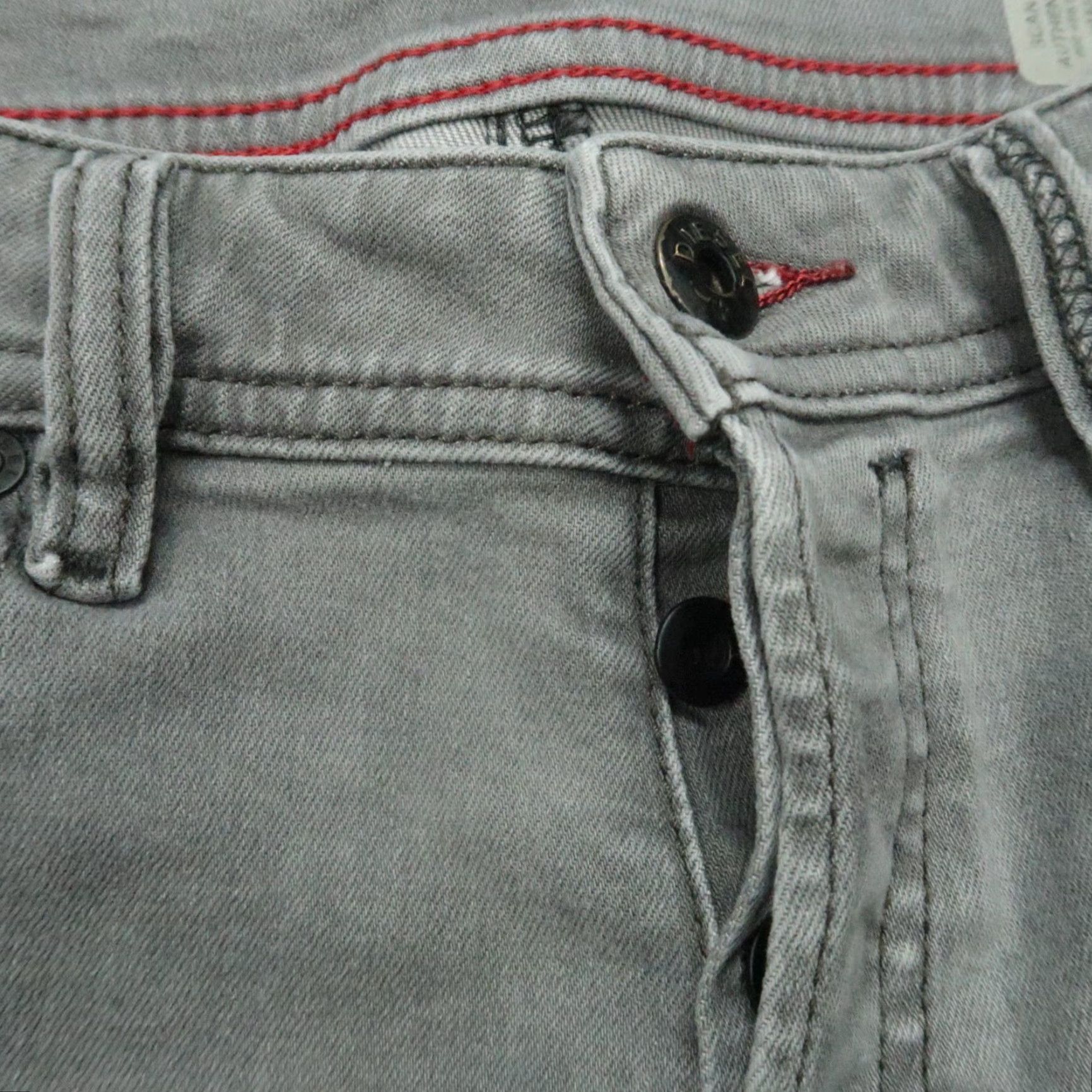 Diesel Diesel Jeans Mens 29x32 Gray Buster Slim Tapered 5 Pocket Button Fly Size US 29 - 5 Thumbnail