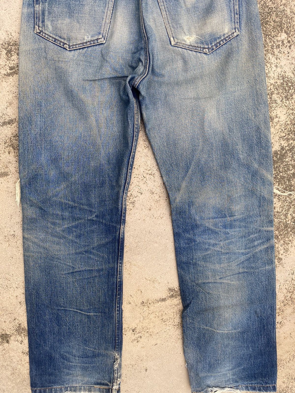 A.P.C. × Designer × Le Grande Bleu (L.G.B.) A.P.C Distressed Faded Selvedge Denim Jeans Size US 29 - 18 Thumbnail