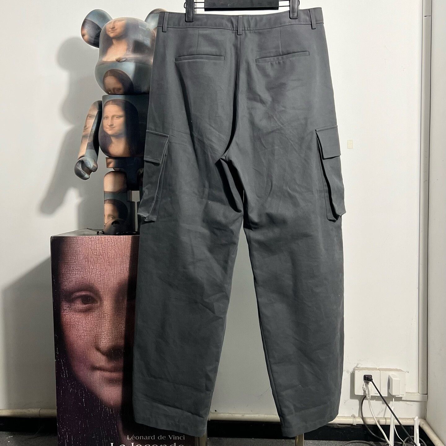 Louis Vuitton Louis Vuitton Retro Embroidered Casual Pants 34 Men Size US 34 / EU 50 - 1 Thumbnail