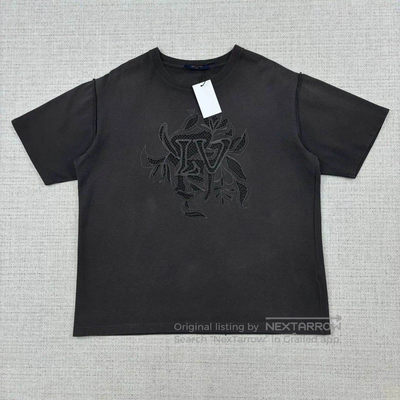 Louis Vuitton Louis Vuitton Floral Cutout Short Sleeve Tee. Size US XXL / EU 58 / 5 - 1 Thumbnail