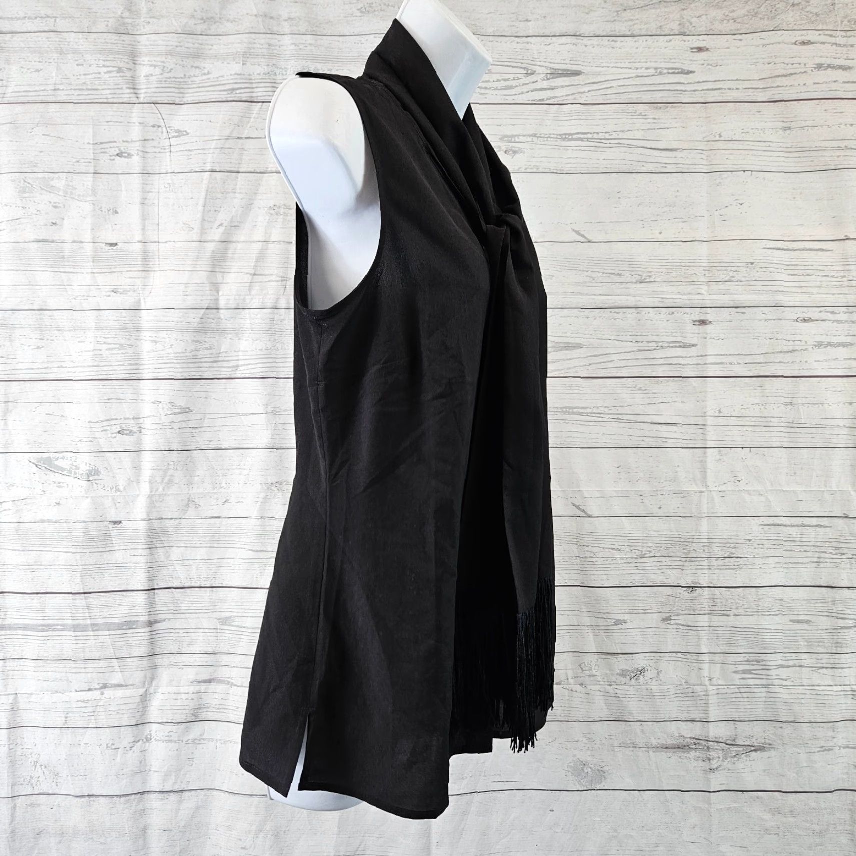 Vintage Cabi 3430 Blouse Solid Black Fringe Button Front Sleeveless Womens Sz S Size S / US 4 / IT 40 - 3 Thumbnail