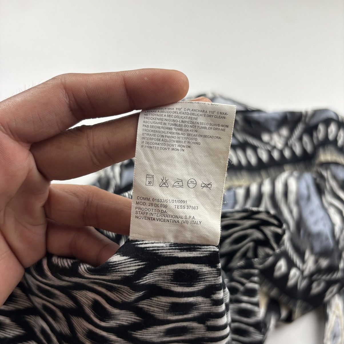 Vivienne Westwood Vivienne Westwood Man Aztec Print Shirt Size US S / EU 44-46 / 1 - 9 Thumbnail