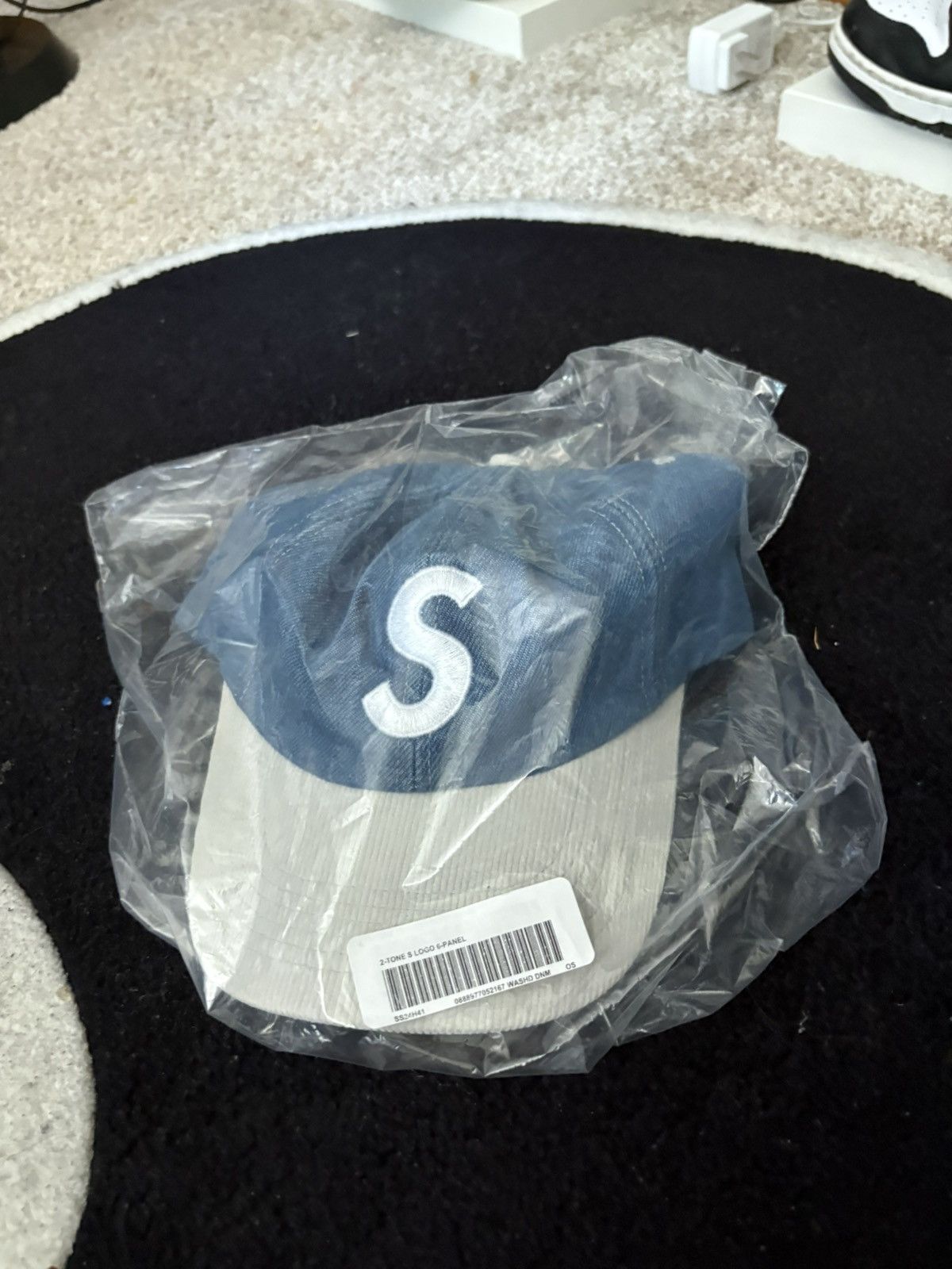 Supreme Supreme Denim S Logo 6 Panel Size ONE SIZE - 1 Thumbnail