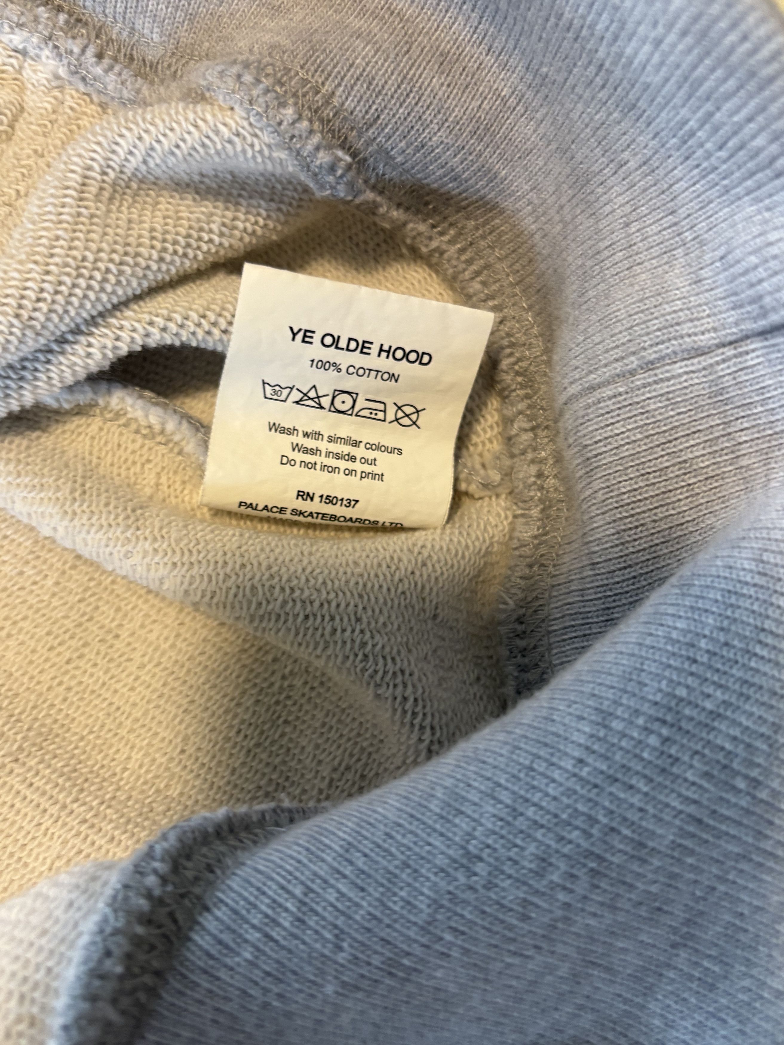 Palace ye old hoodie Size US L / EU 52-54 / 3 - 3 Thumbnail
