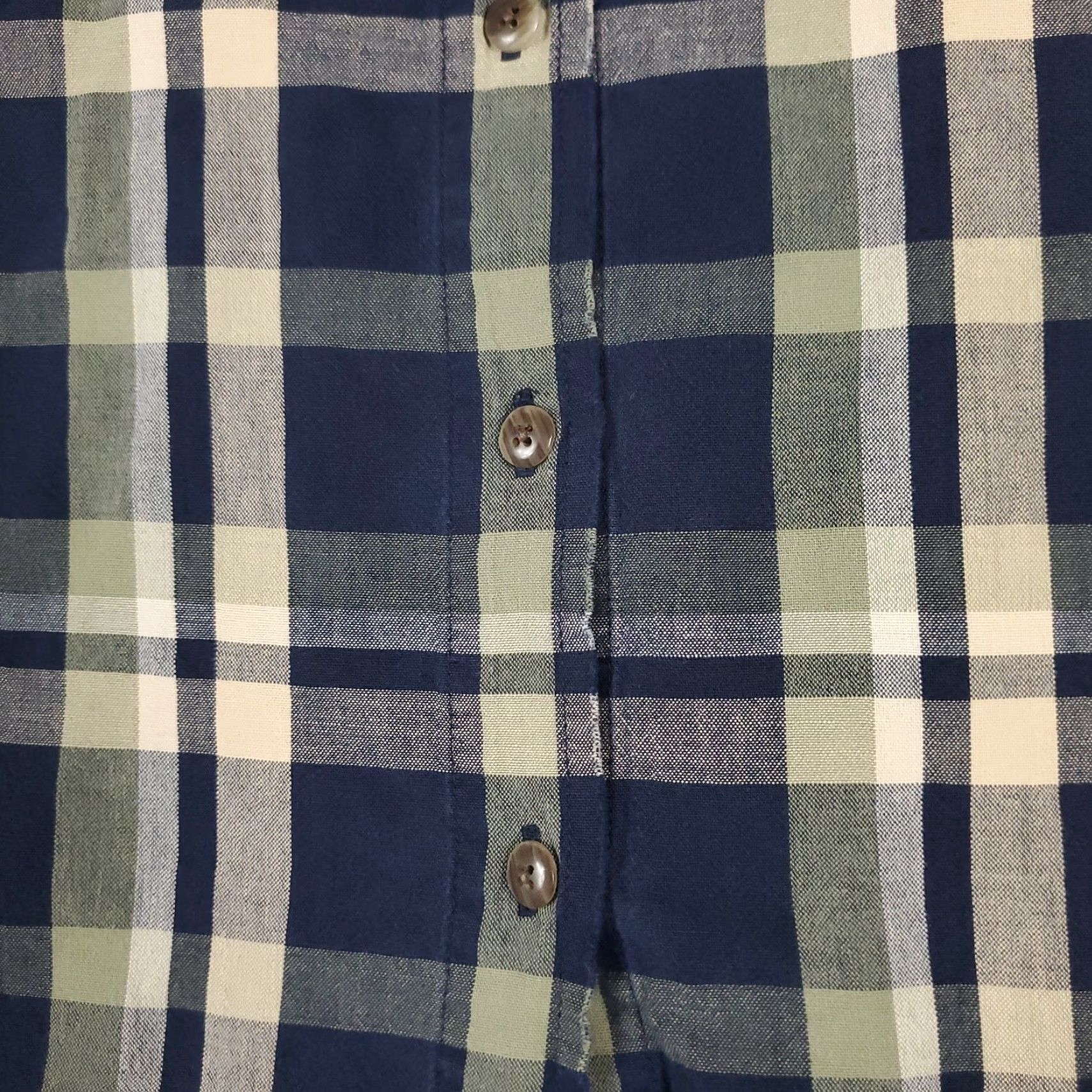 Abercrombie & Fitch VINTAGE Abercrombie & Fitch Shirt Mens Large Blue Beige Plaid Button-Up Casual Classic Outdoors 90s Mens Size US L / EU 52-54 / 3 - 4 Thumbnail