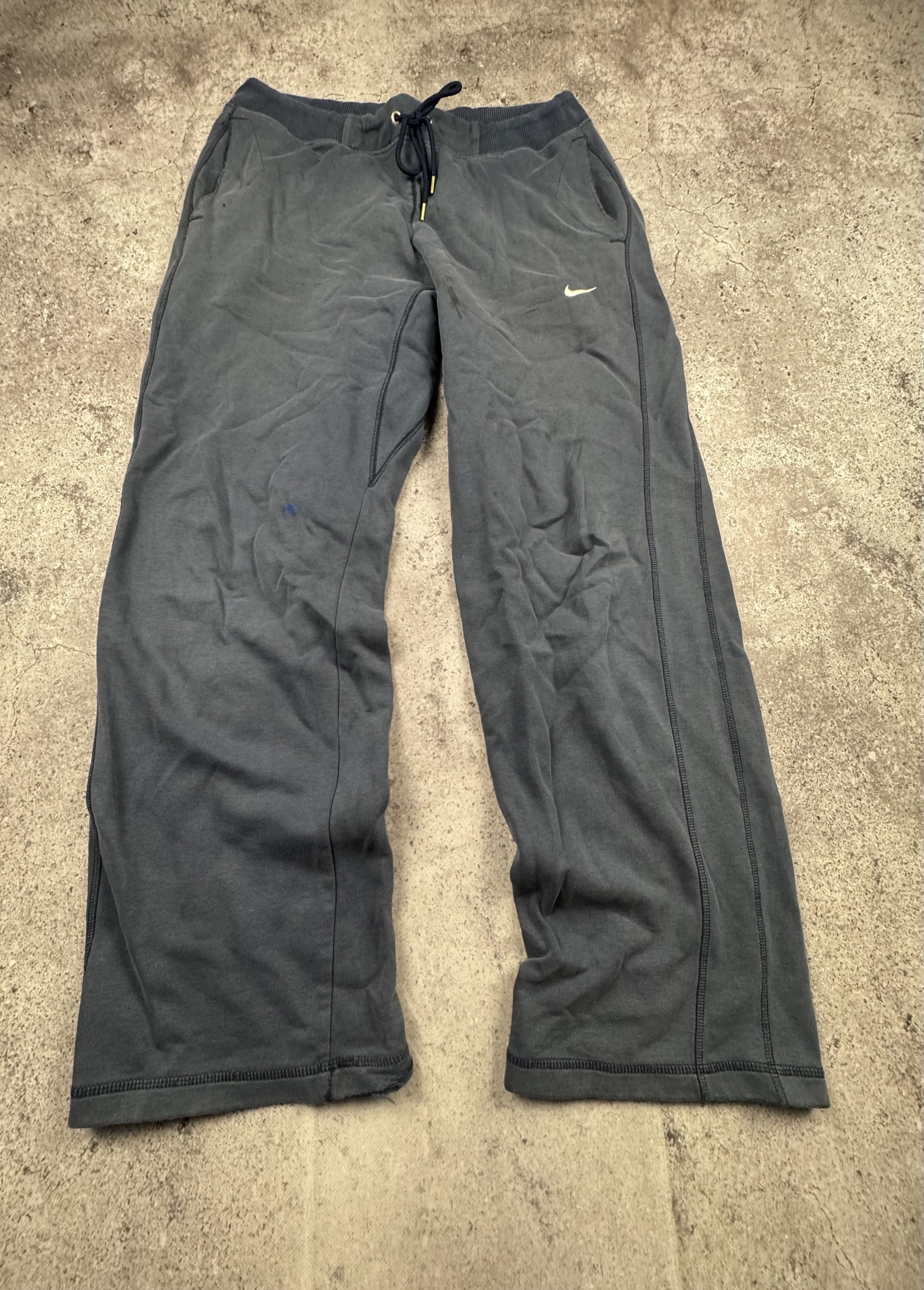 Nike × Vintage Vintage Nike Baggy Distressed Trackpants Rare Japan L Size US 34 / EU 50 - 2 Thumbnail