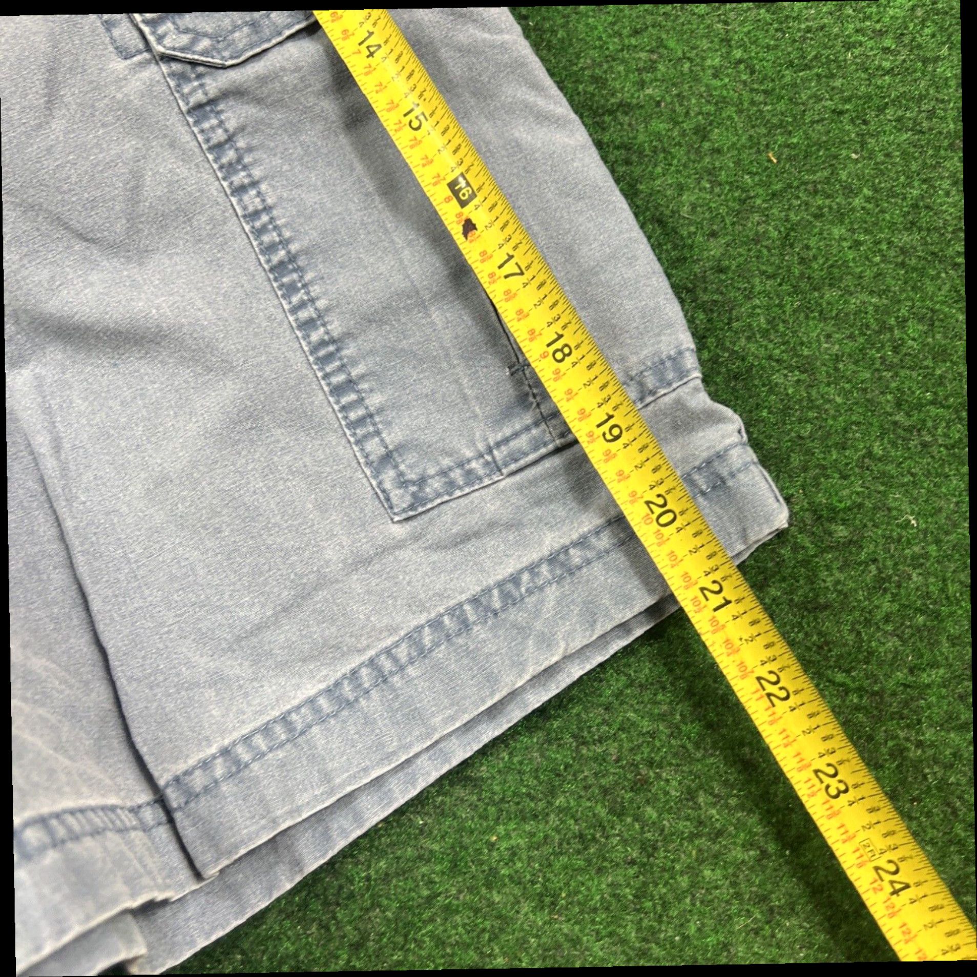 Vintage Vintage LL Bean Shorts Adult 42 Blue Cargo Hiking Outdoor Natural Fit Men's Size US 42 / EU 58 - 7 Thumbnail