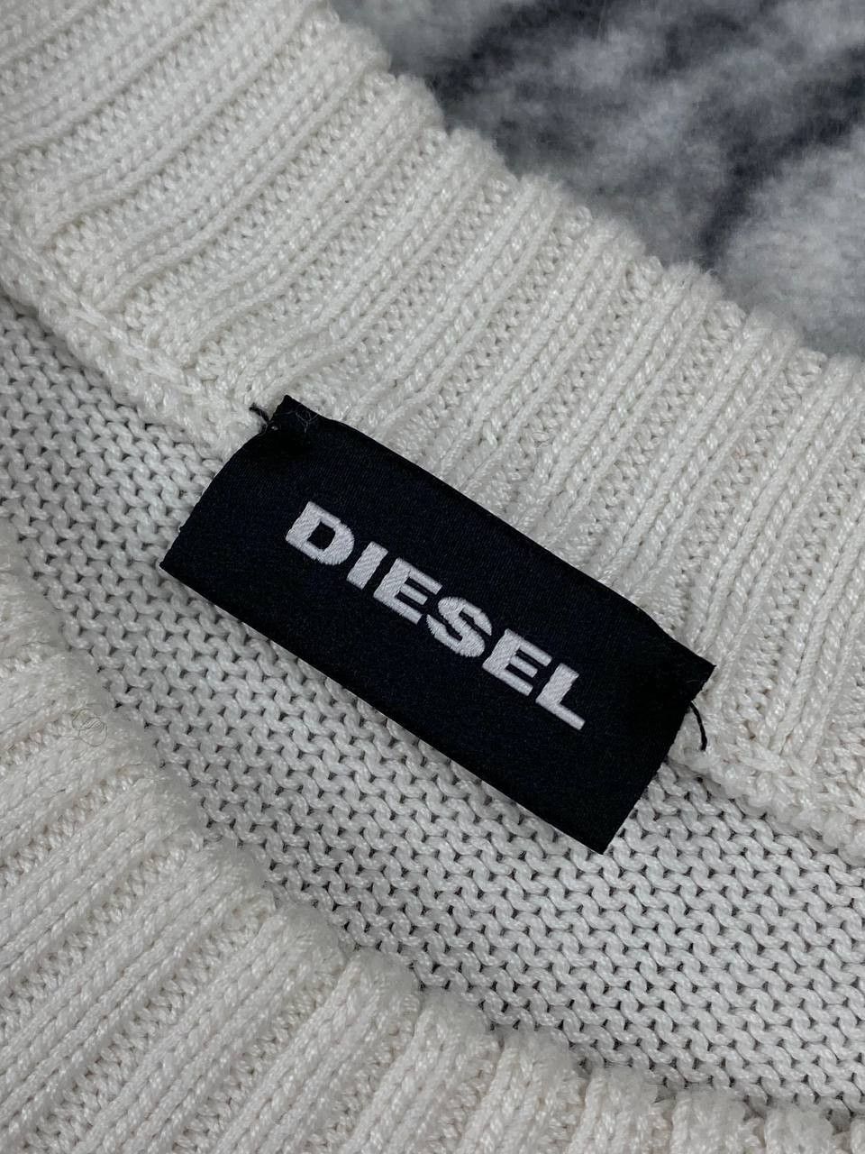 Diesel Diesel Knit Sweater Big Logo Men Size L White Size US L / EU 52-54 / 3 - 7 Thumbnail