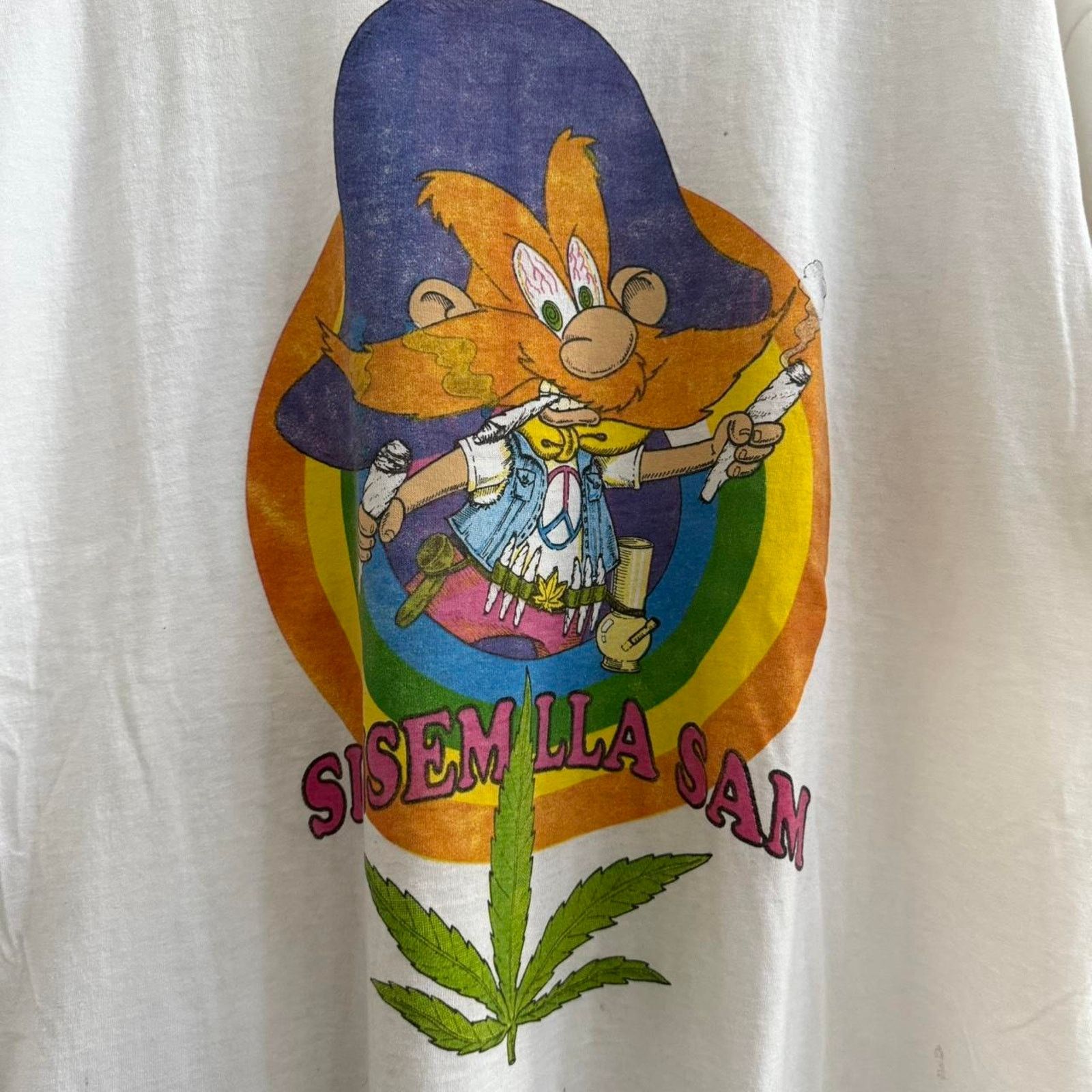 Fruit Of The Loom Vintage 90s looney tunes smoking parody t-shirt Size US XL / EU 56 / 4 - 6 Thumbnail