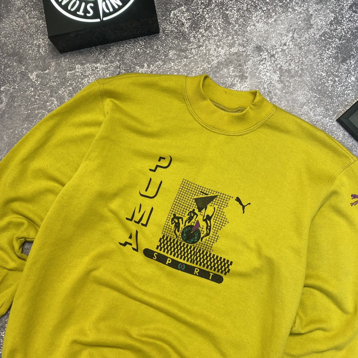 Puma Vintage Puma Big Graphic Logo 90’s Streetwear sweatshirt Size US S / EU 44-46 / 1 - 2 Thumbnail