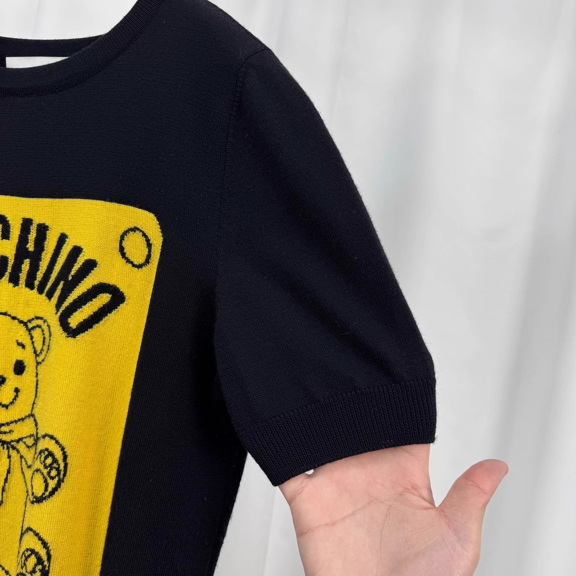 Moschino Moschino Wool Bear Knit Top 44 98 New Size L / US 10 / IT 46 - 4 Thumbnail