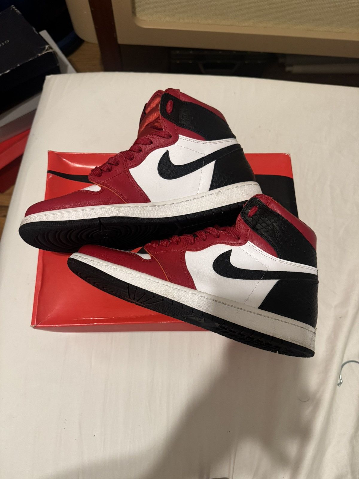 Jordan Brand Jordan 1 Size US 9.5 / EU 42-43 - 5 Thumbnail