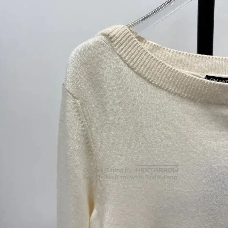 Chanel Chanel Off-White Wool Pullover Sweater XS . Size XS / US 0-2 / IT 36-38 - 3 Thumbnail