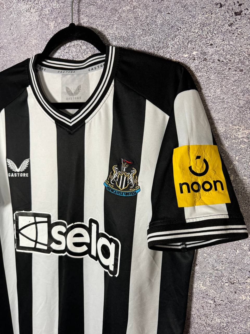 Castore BURN Newcastle United 2023/24 Castore Soccer Jersey Size US M / EU 48-50 / 2 - 7 Thumbnail