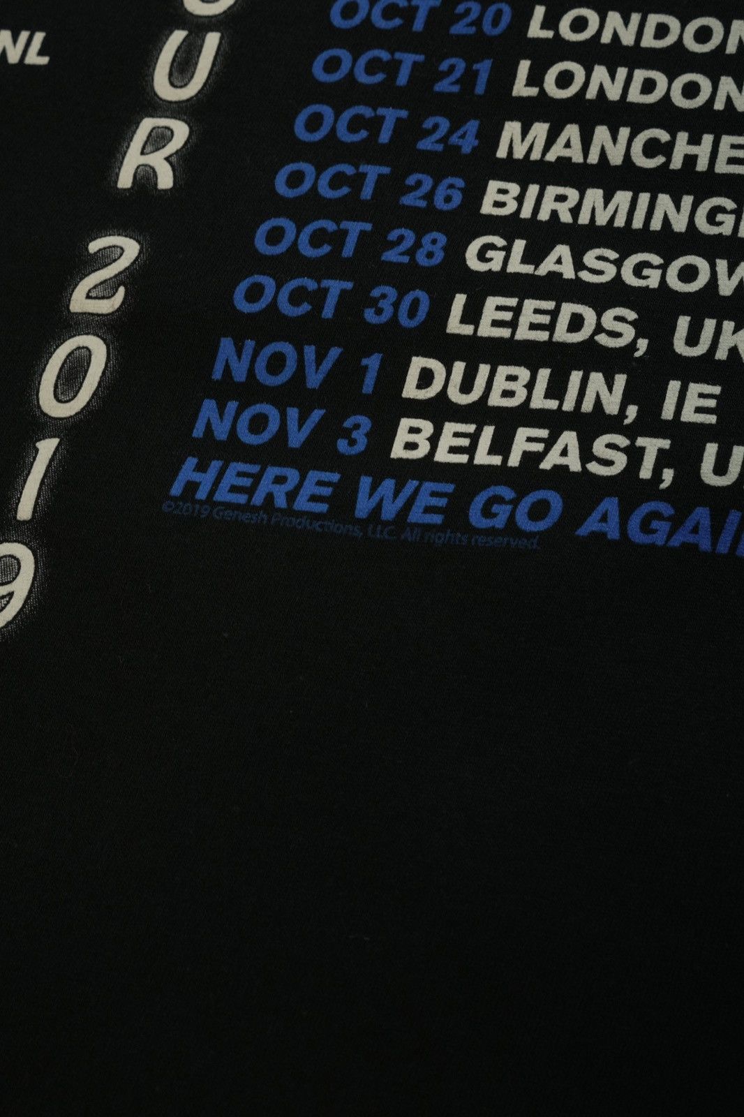 Band Tees Official Cher 2019 Dancing Queen European Tour T-Shirt Size M / US 6-8 / IT 42-44 - 5 Thumbnail