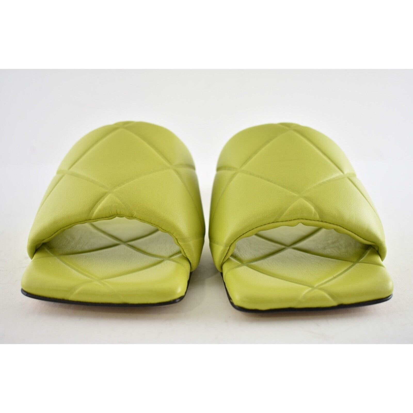 Bottega Veneta Bottega Veneta BV Lido Kiwi Green Padded Leather Quilted Size US 6 / IT 36 - 6 Thumbnail