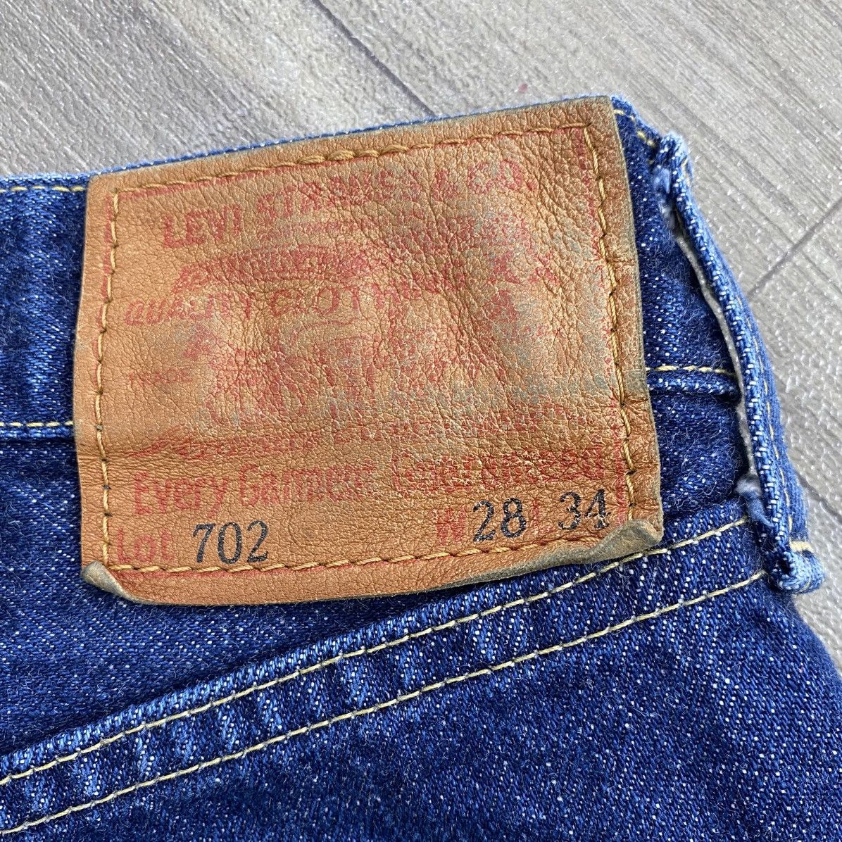 Levi's 🇯🇵 1990s Levis 702xx Selvedge Buckle Back Faded Blue Jeans Size US 27 - 16 Thumbnail