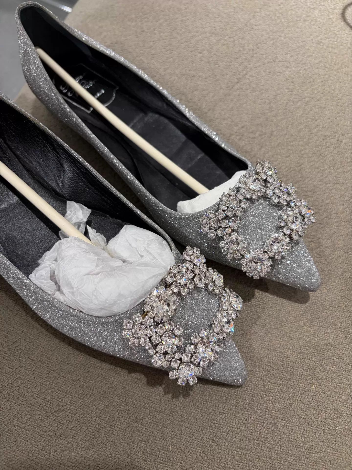 Roger Vivier RV 99 New 37.5 Flat Mule Square Crystal Buckle Glitter Size US 7 / IT 37 - 2 Thumbnail