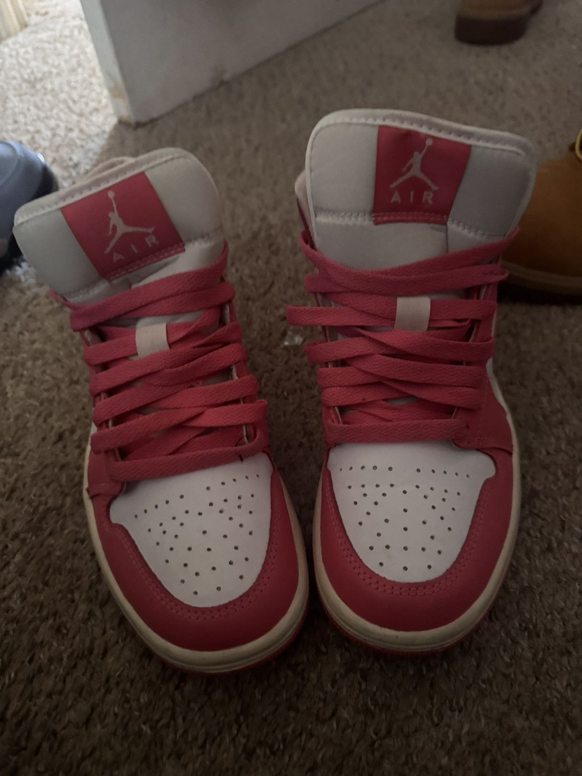 Jordan Brand strawberries & cream jordans Size US 5.5 / IT 35.5 - 7 Thumbnail