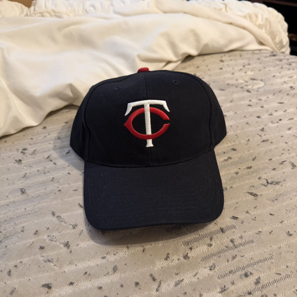 MLB Minnesota Twins MLB Baseball Strapback Dad Hat Cap Size ONE SIZE - 1 Thumbnail