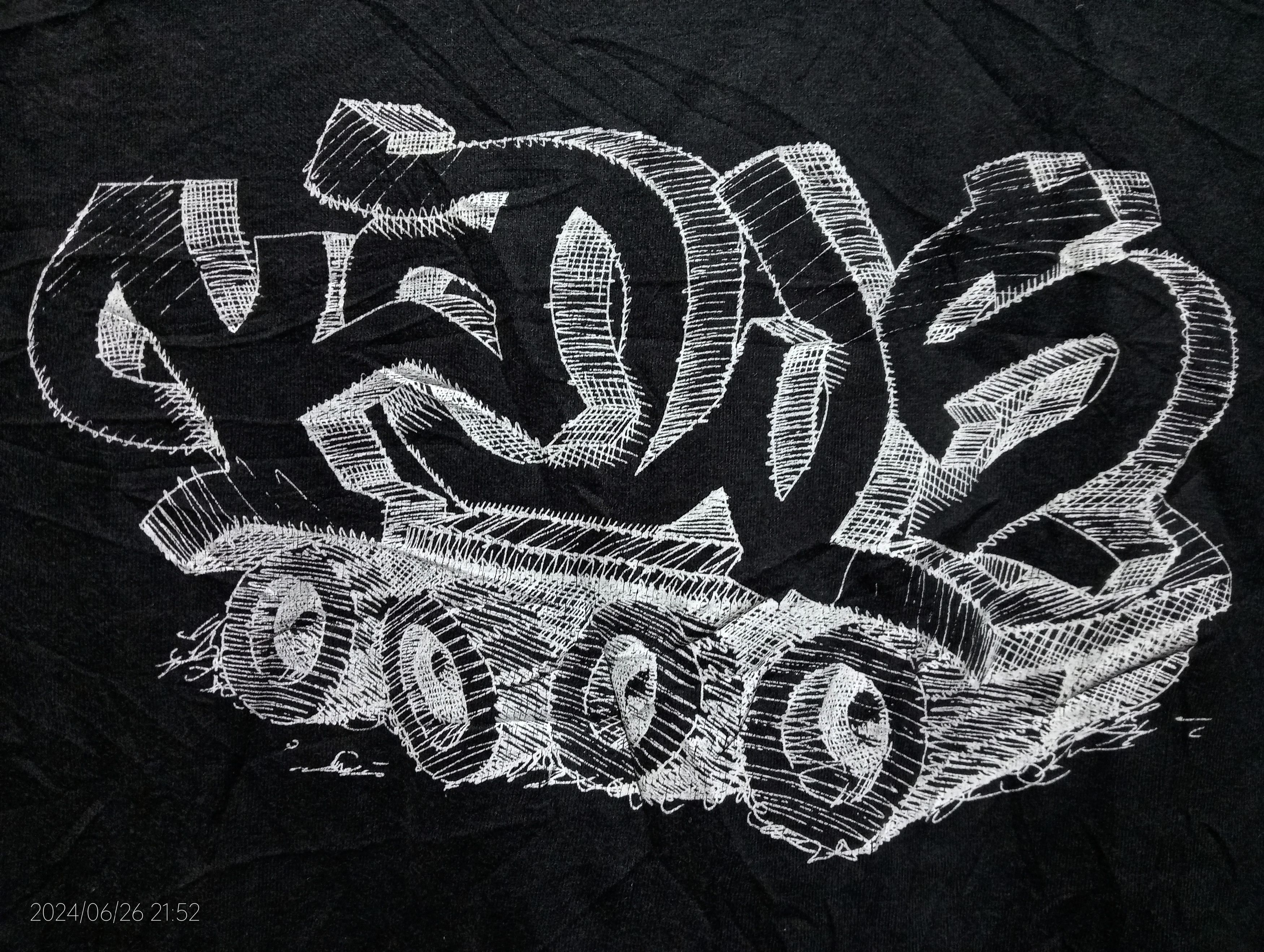 Kaws KAWS Uniqlo Wordmark Single Stitch Tee Size US M / EU 48-50 / 2 - 10 Thumbnail