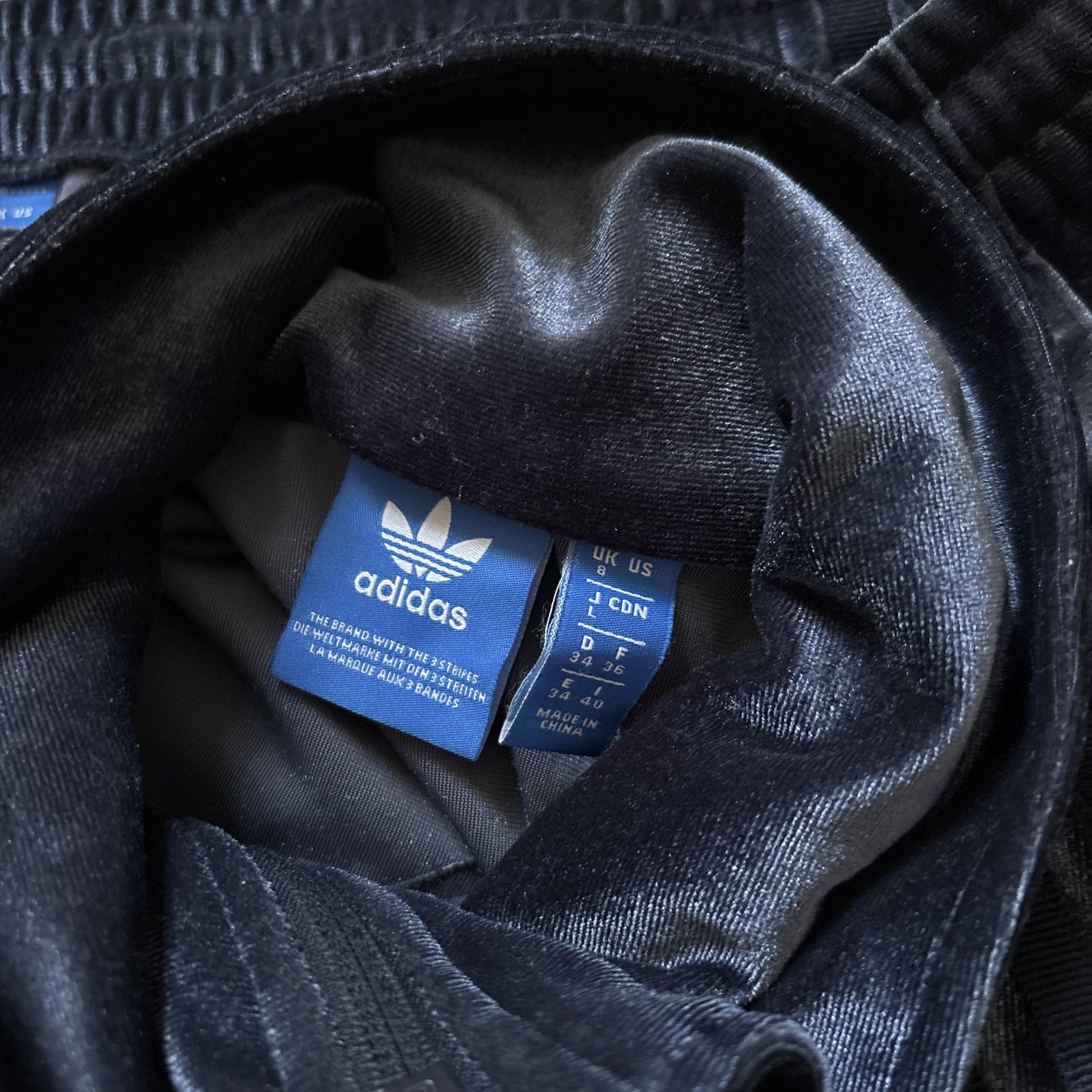 Adidas r tracksuit adidas Luxe velvet Firebird Originals Size 34" / US 12 / IT 48 - 12 Thumbnail